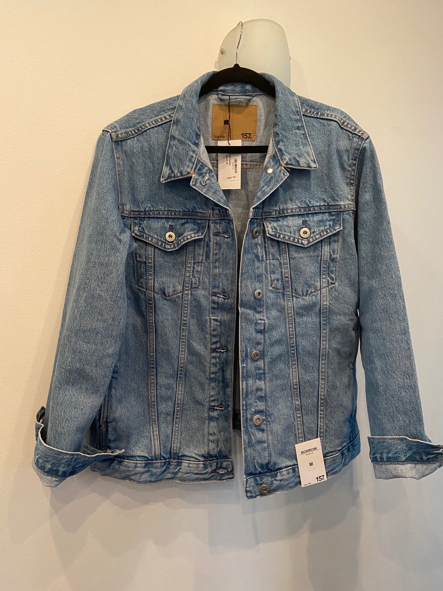 NY jeansjacka från Lager157 stl: M (410543362) ᐈ Köp på Jeansjacka Borrow Lager157