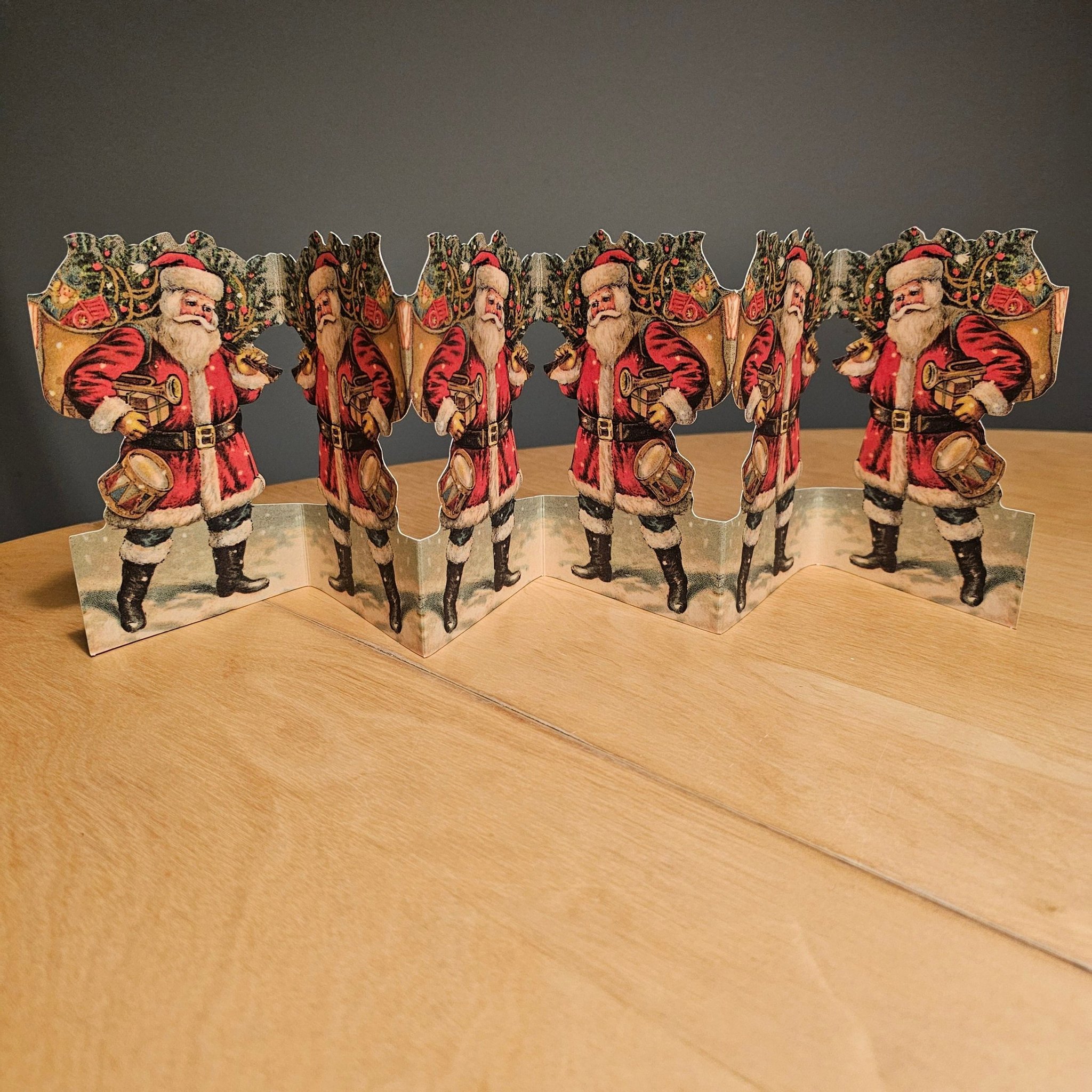 Tomteparad / tomte jul / paket julgran pynt vin.. Köp på Tradera