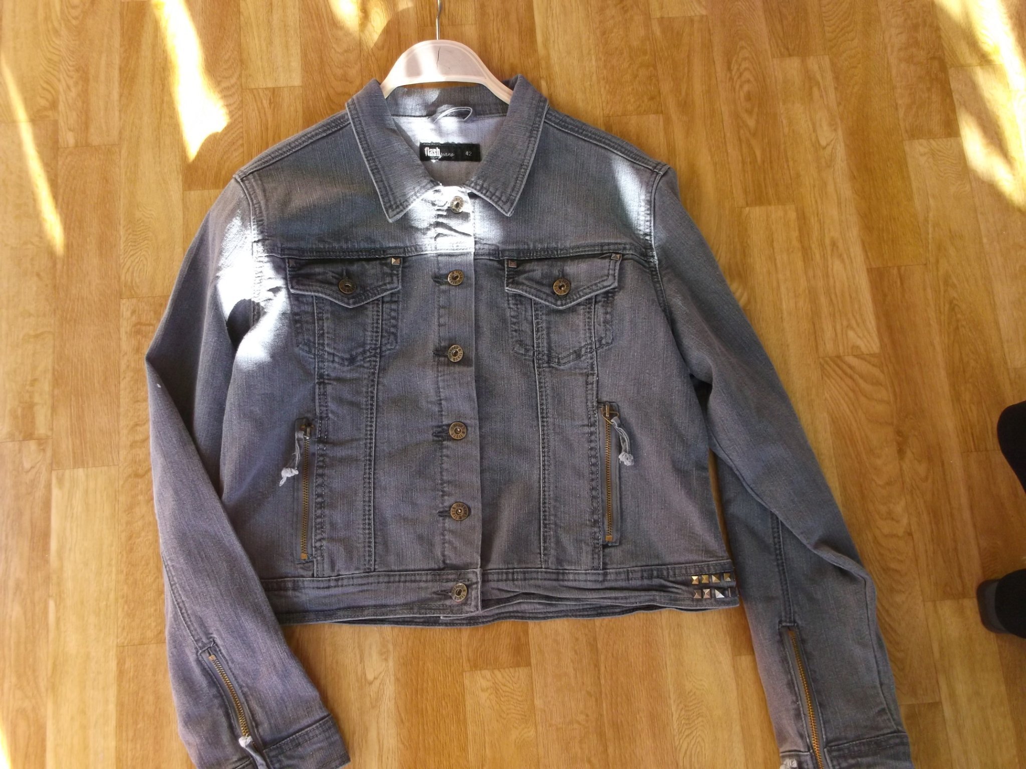 Cool jacka jeansjacka grå nitar 42 flash dragke.. (425195208 Cool jacka jeansjacka grå nitar 42 flash dragke.. (425195208