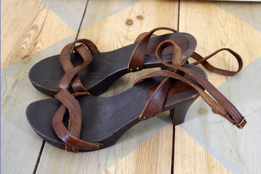 sandal med träklack sandal med träklack