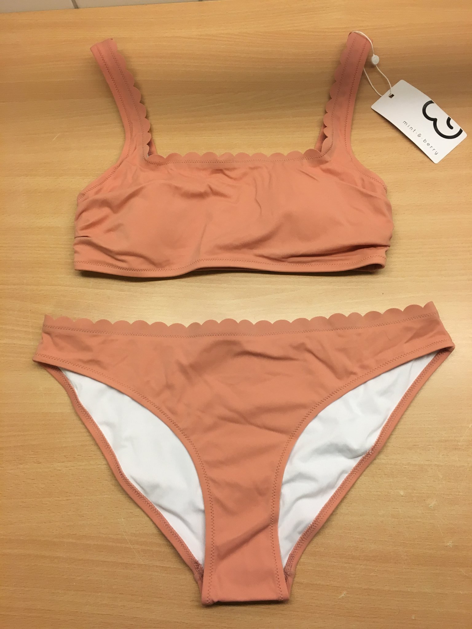 MINT & BERRY BIKINI SPORT TOP ÖVERDEL + UNDERDEL 38 40 MEDIUM LARGE APRIKOS NUDE