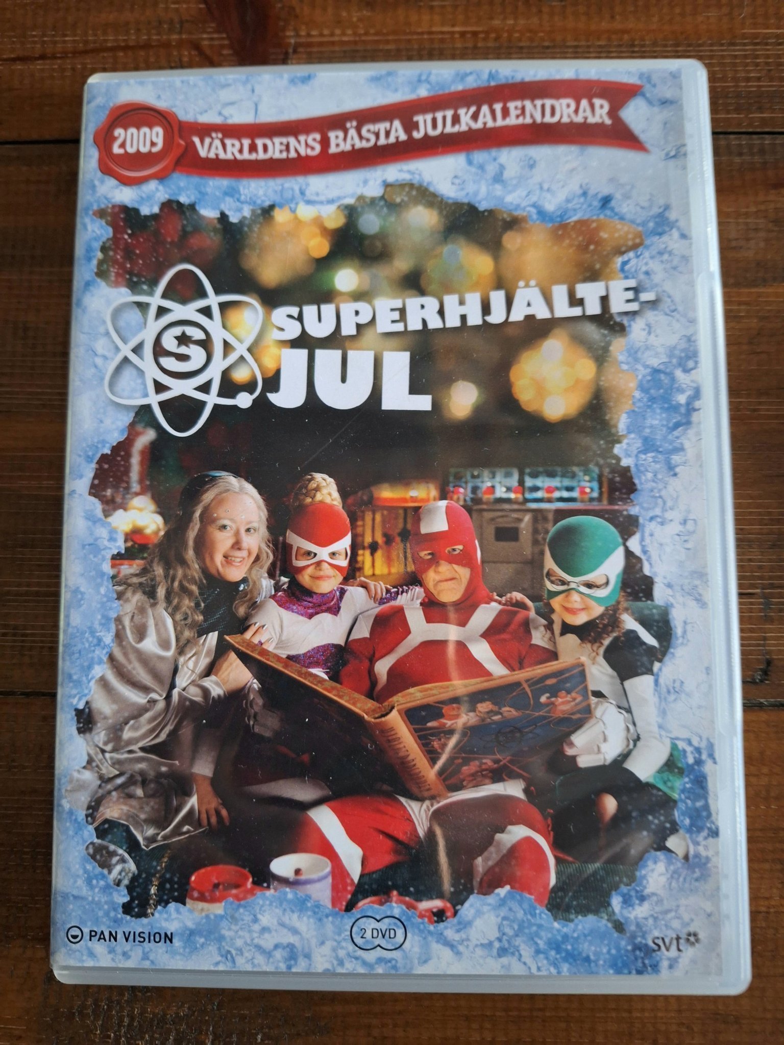 SUPERHJÄLTEJUL, 2009 års julkalender. 2 cd. Pri.. Köp på Tradera