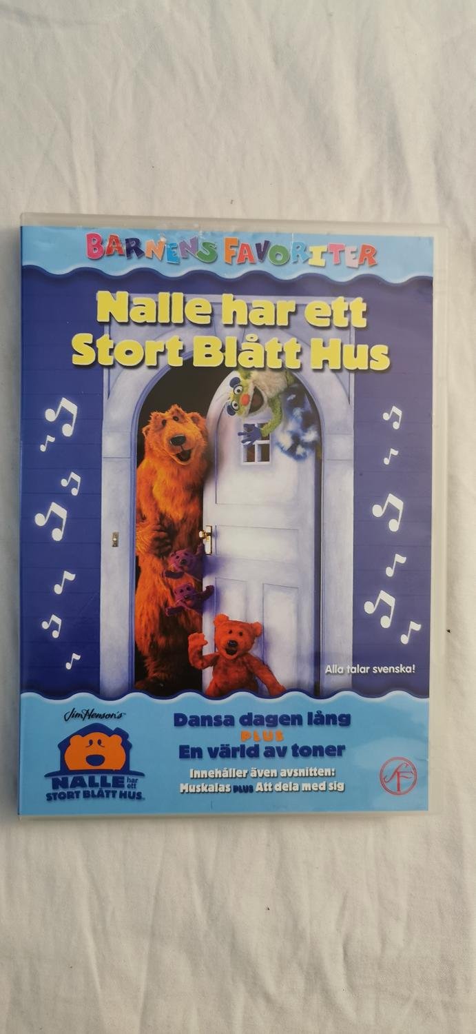 Nalle I Ett Stort Blått Hus