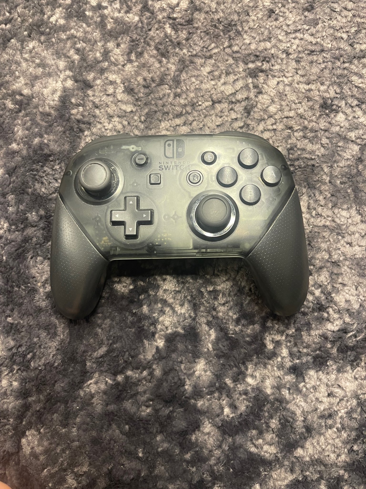 Se produkter som liknar Nintendo Switch Pro Kontroll .. på Tradera