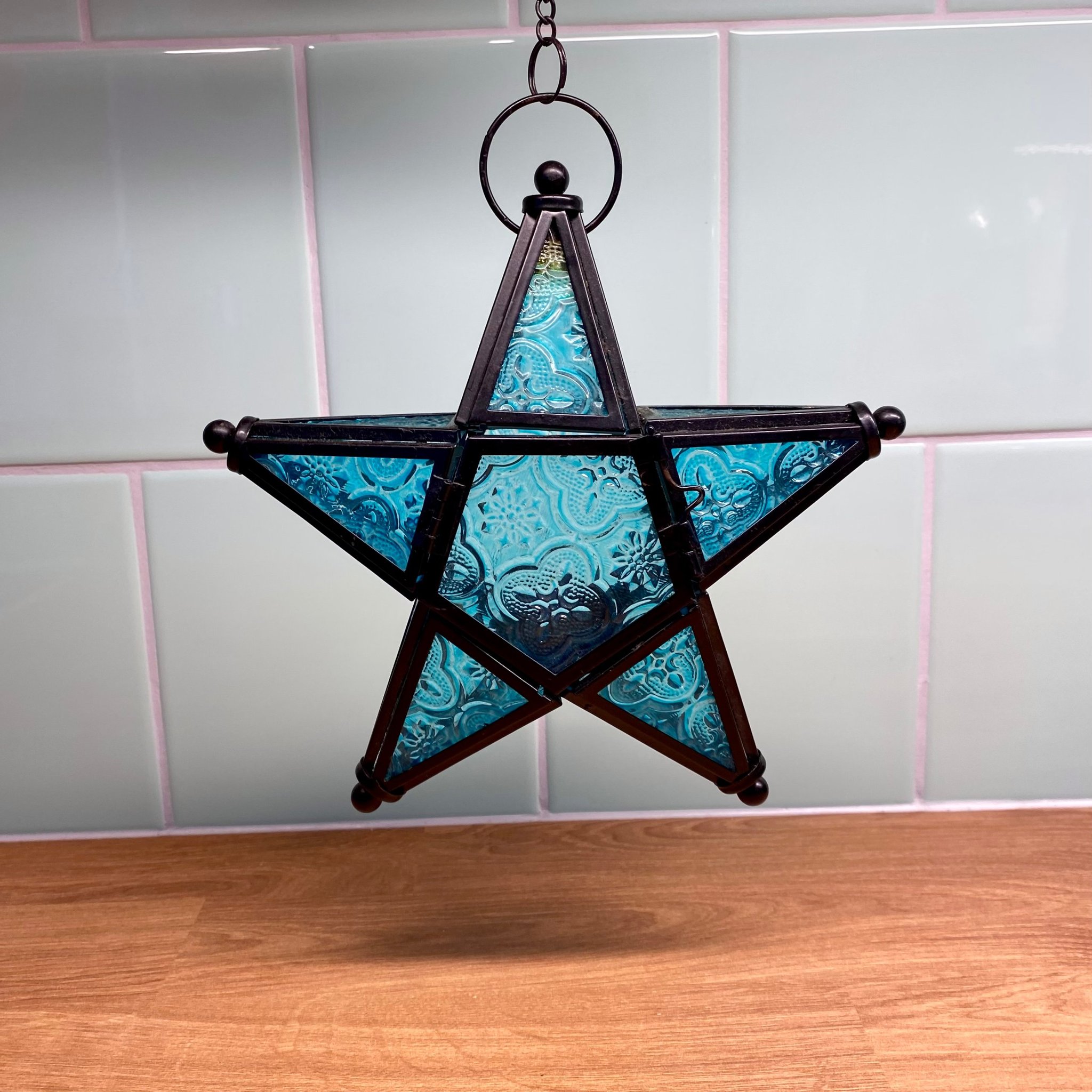 Jul ljuslykta fönsterlykta stjärna turkos glas .. Köp på Tradera