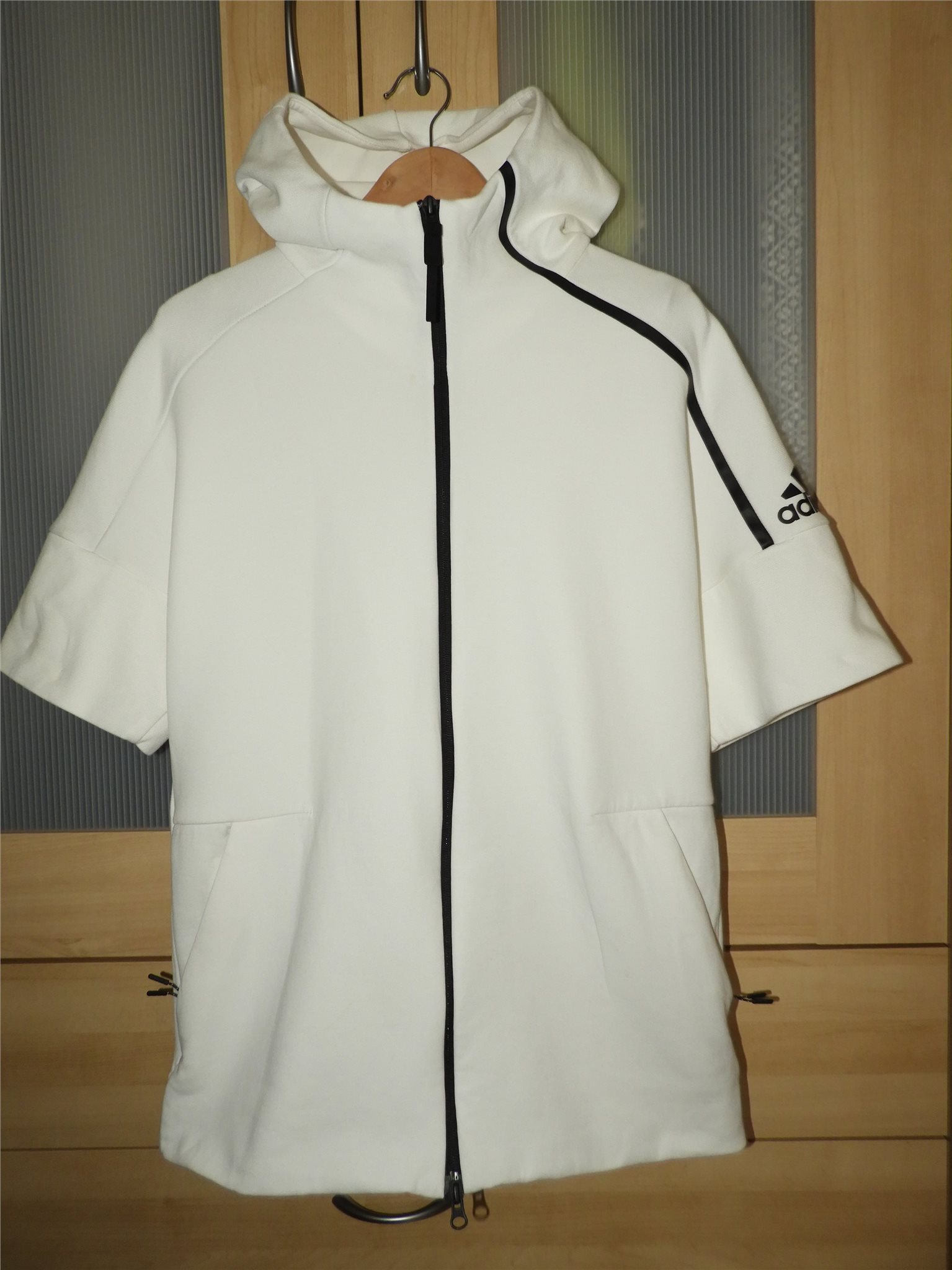 adidas huvjacka adidas huvjacka
