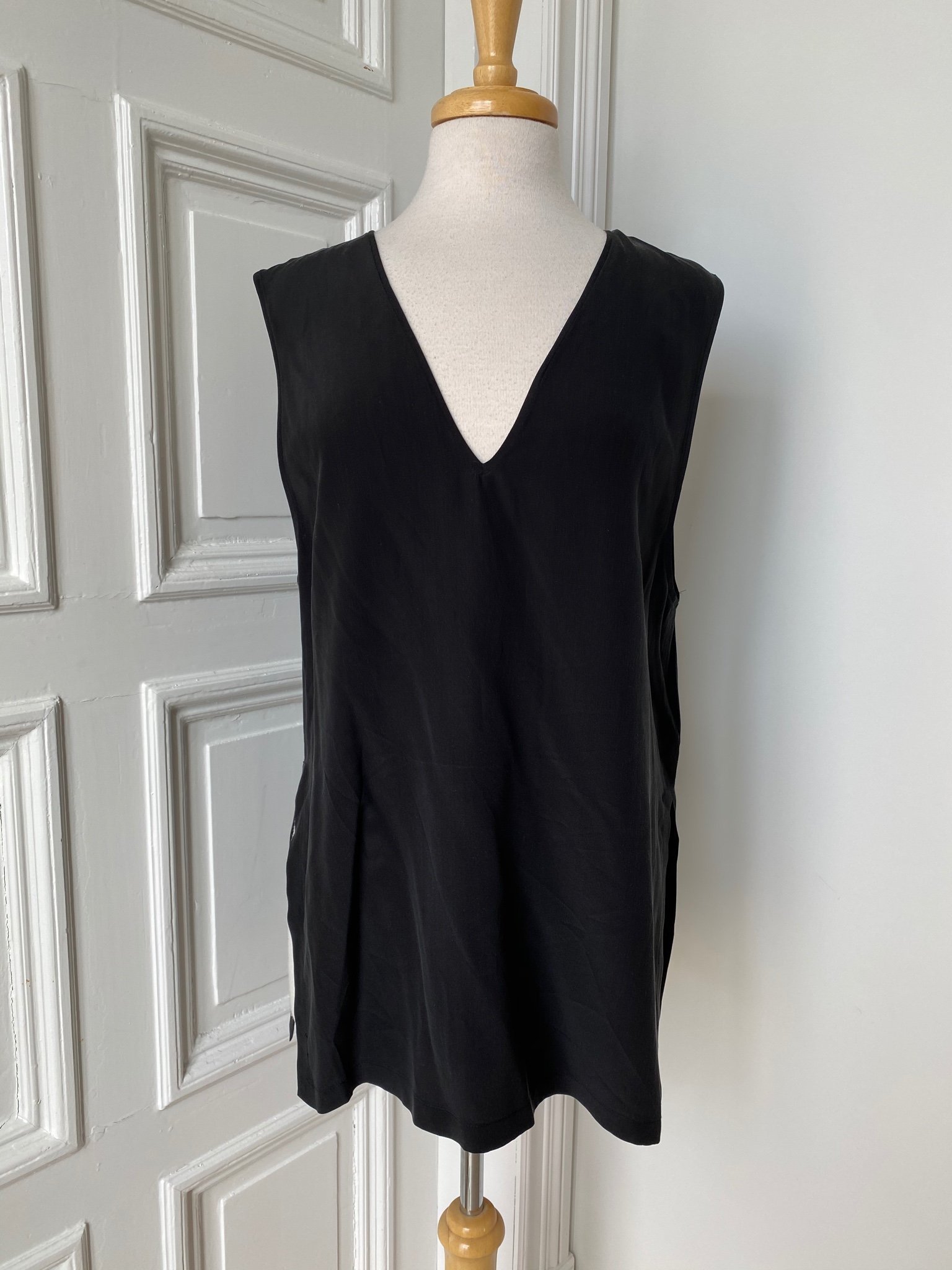 H&M TREND PREMIUM SIDEN SILK SVART TUNIKA LINNE strl 42