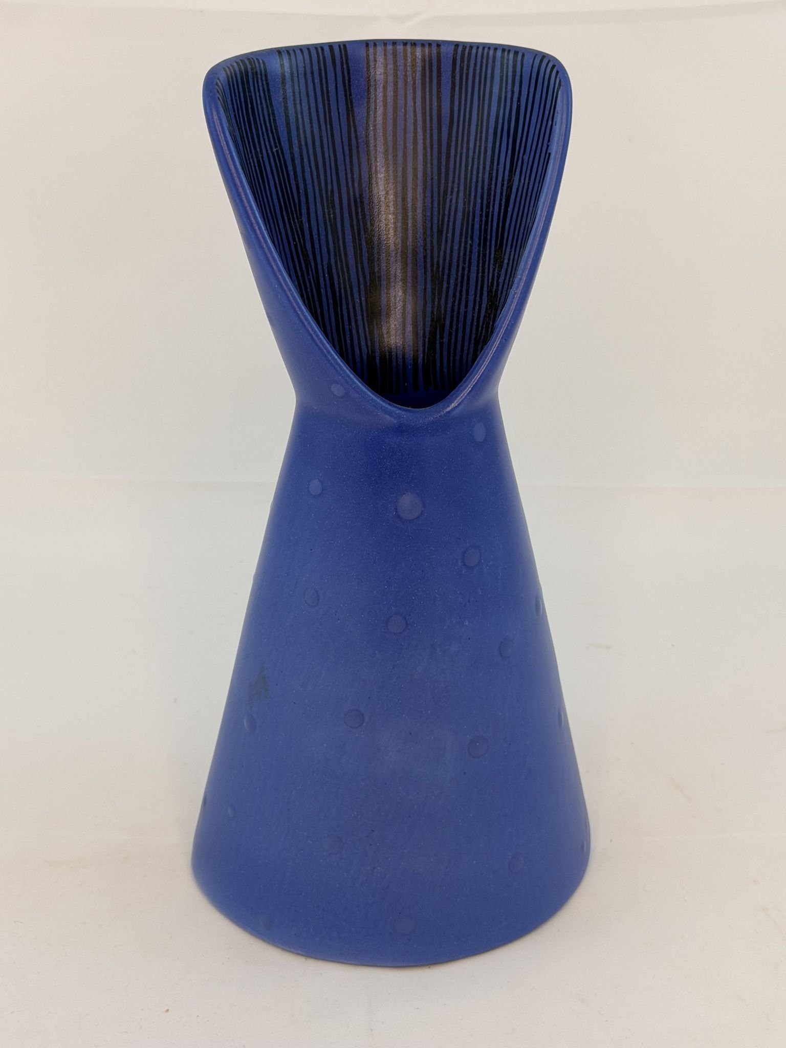 VAS / SKULPTUR DESIGN PER-GUNNAR OLSSON KERAMIK SIGNERAD