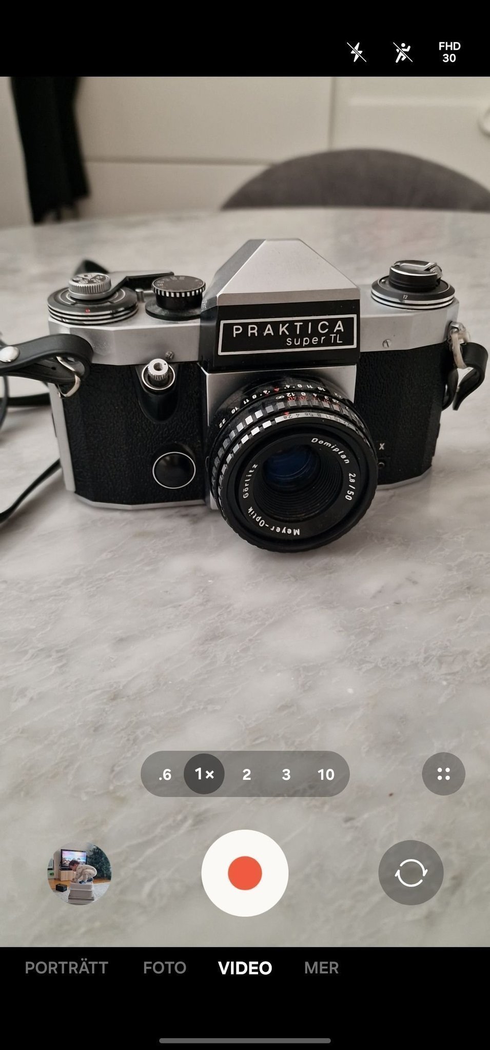 Praktica Super TL + Meyer-Optik Domiplan 50mm f.. | Köp på Tradera