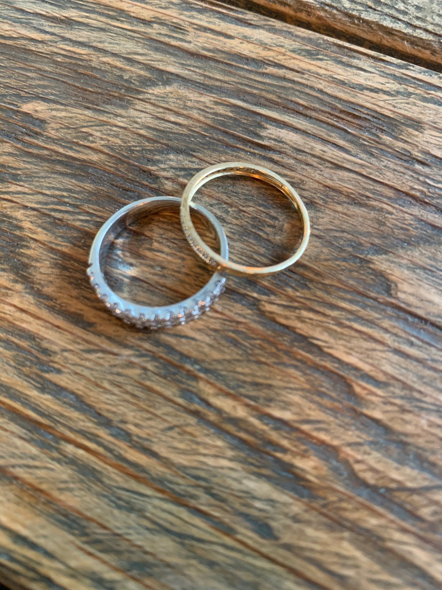 Äkta diamant ringar från Guldfynd