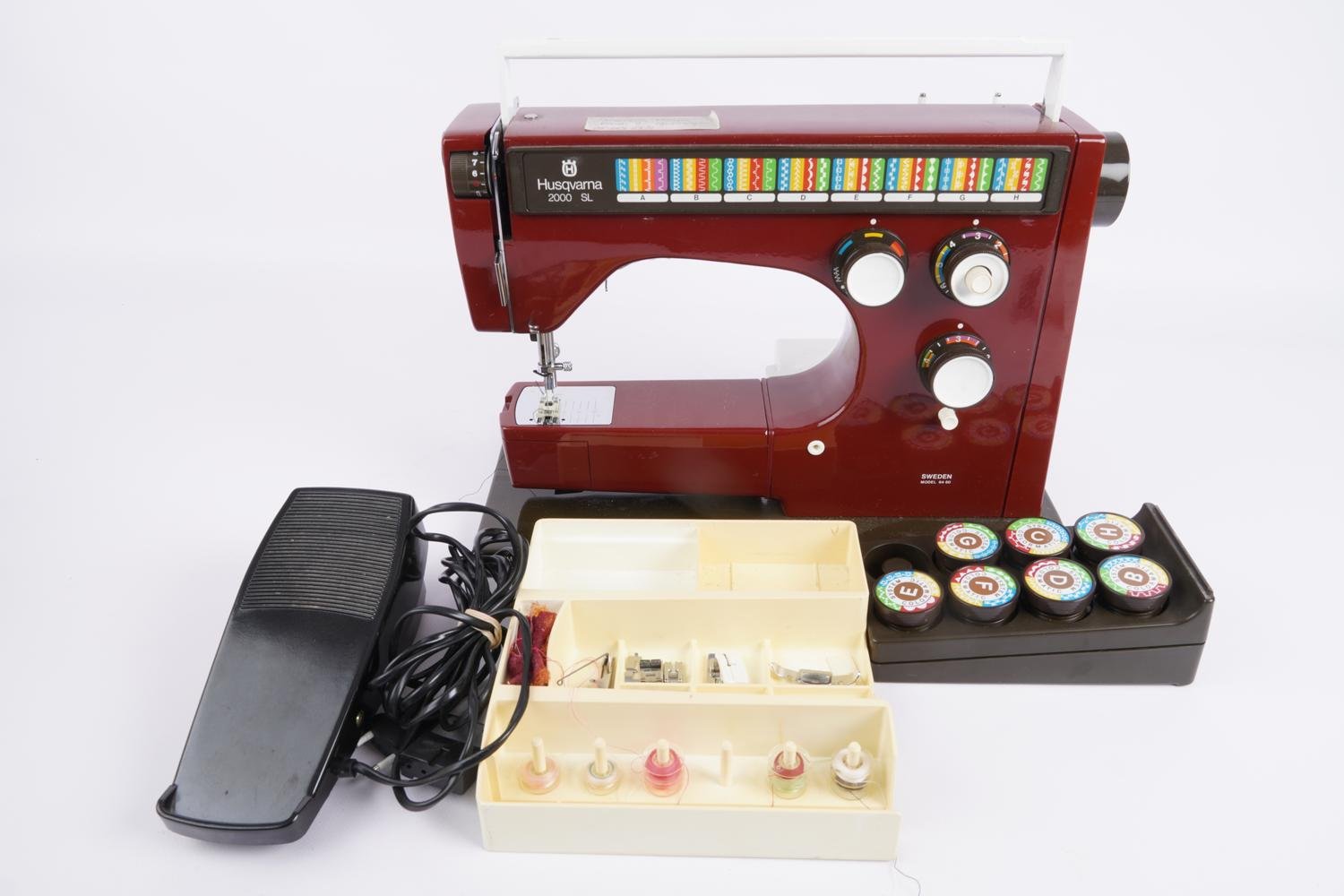 Husqvarna 2000 S.. (479392605) StadsmissionensSecondhand_sthlm på Tradera