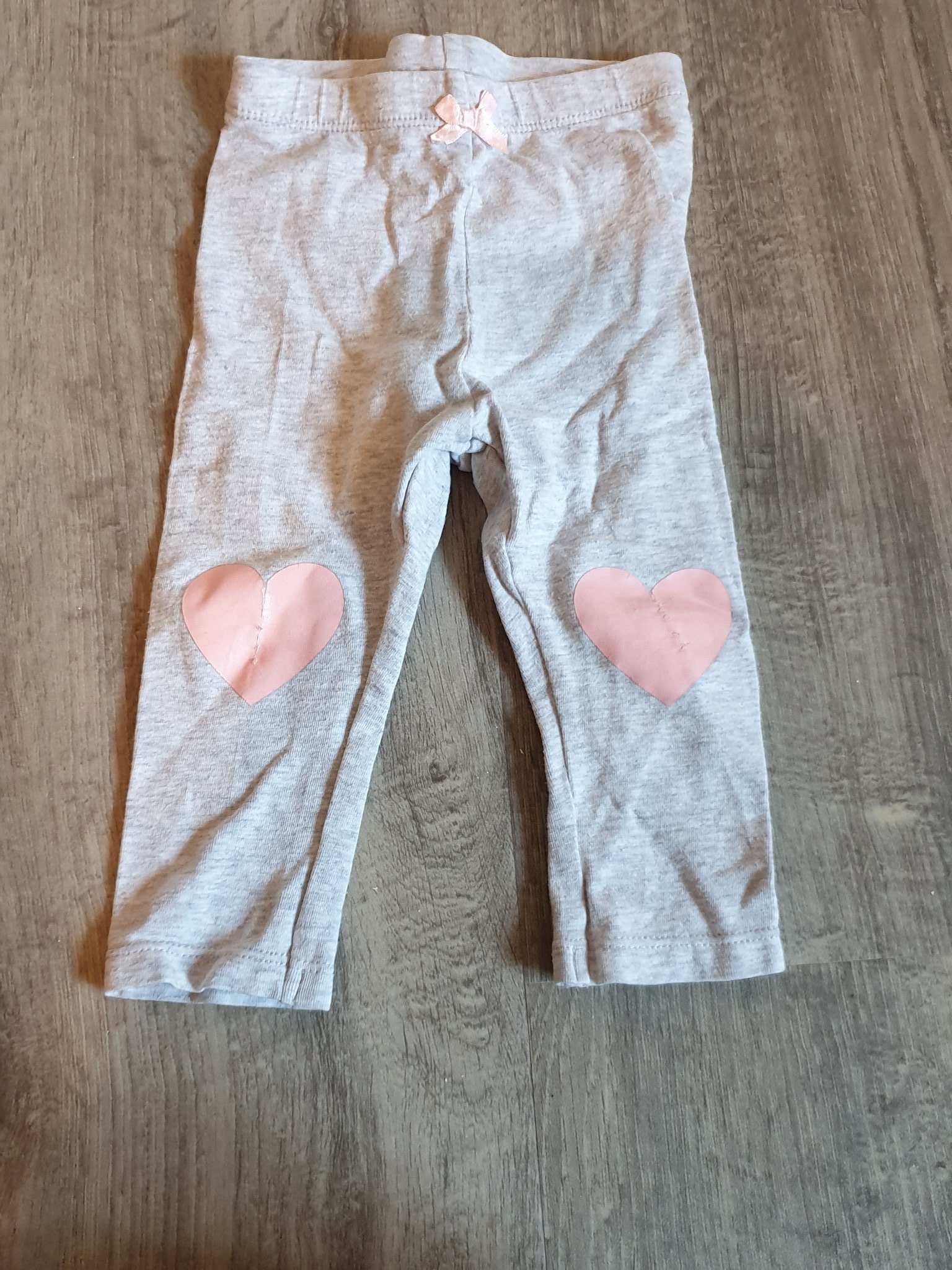 Gråa leggings med rosa hjärtan storlek 68