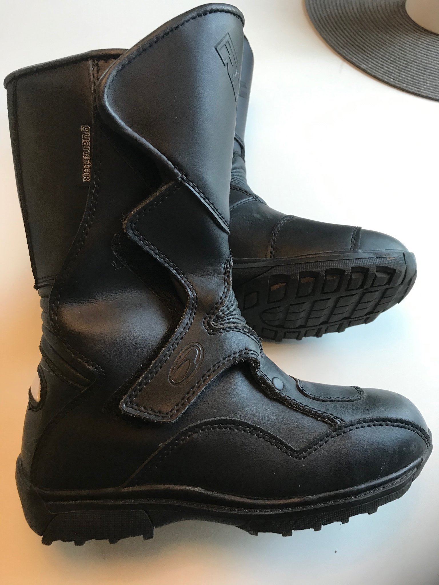 Mc stövlar , skor Stl 37 Mc stövlar , skor Stl 37