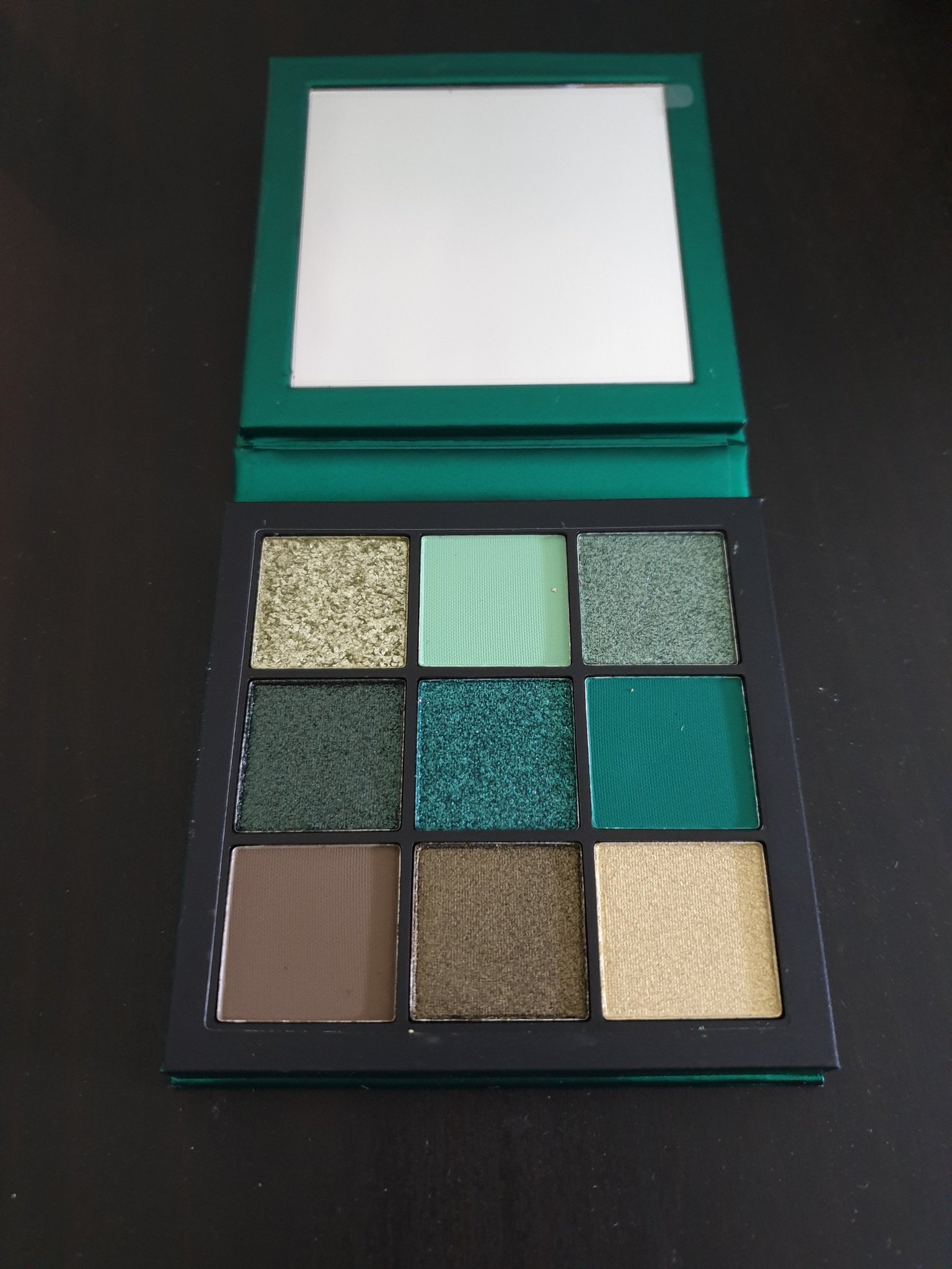 Huda Beauty "Emerald Obsessions" Eyeshadow Pale.. (404200592) ᐈ Köp på