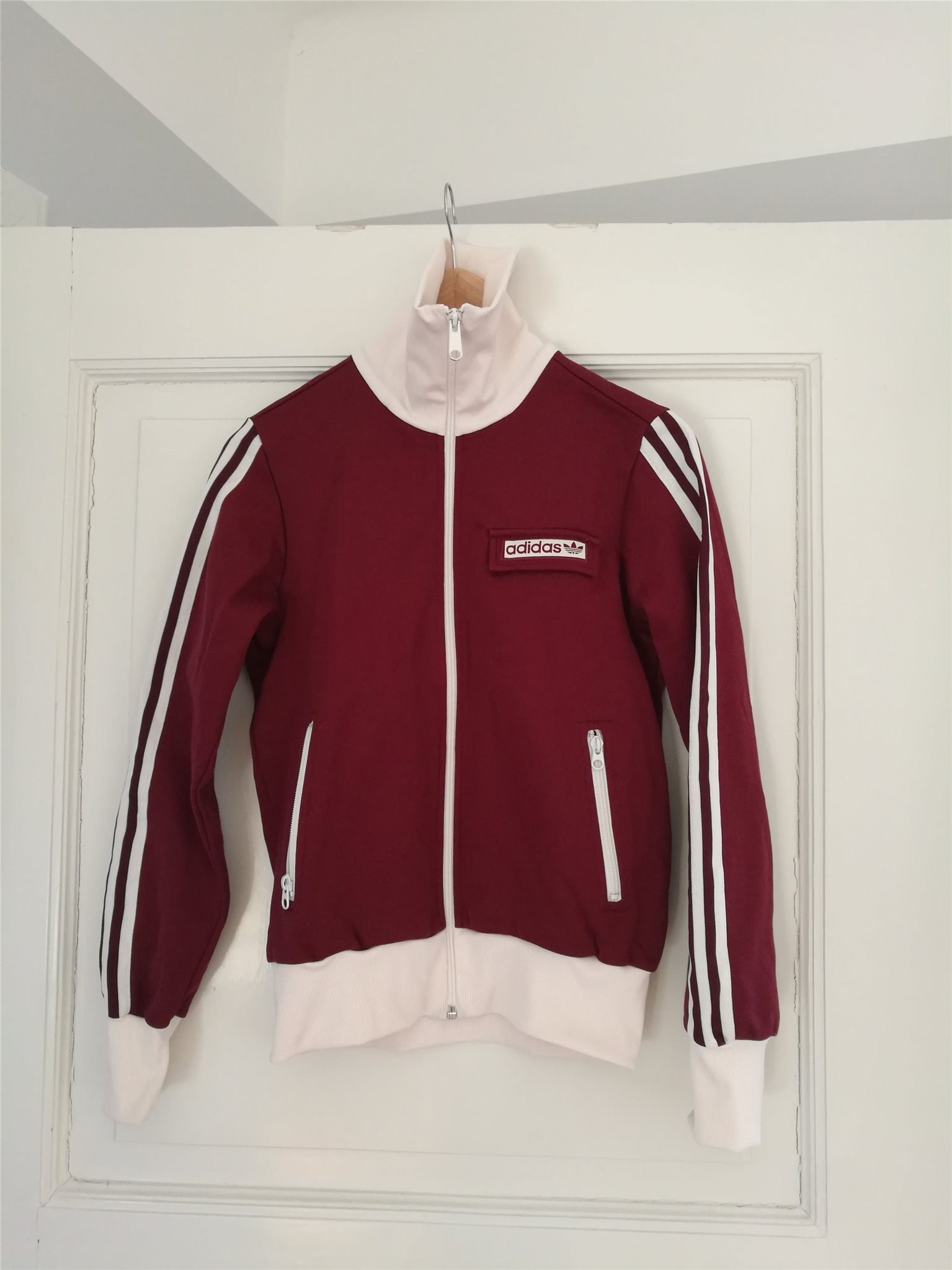 vinröd adidas tröja vinröd adidas tröja