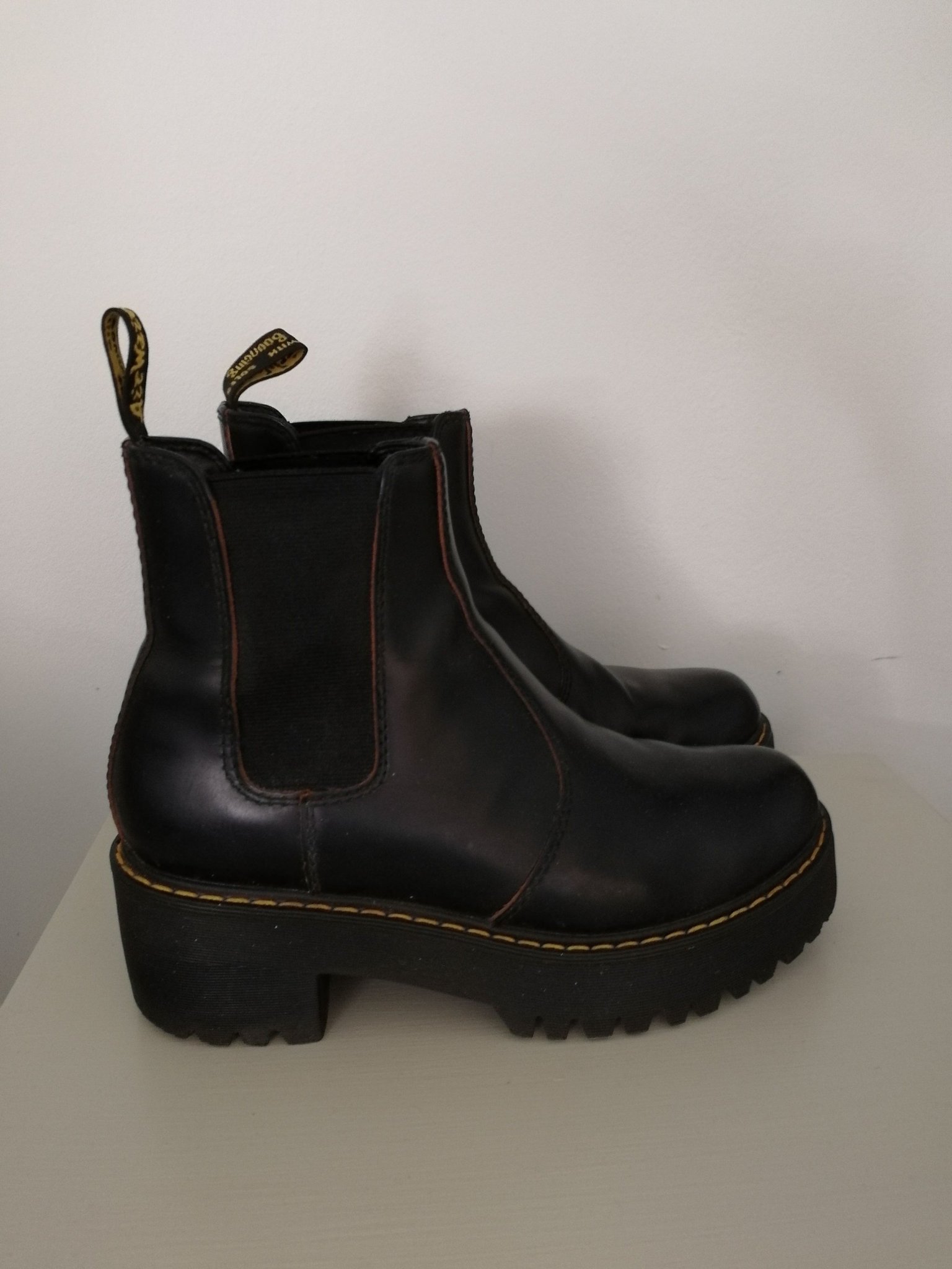 martens aw501