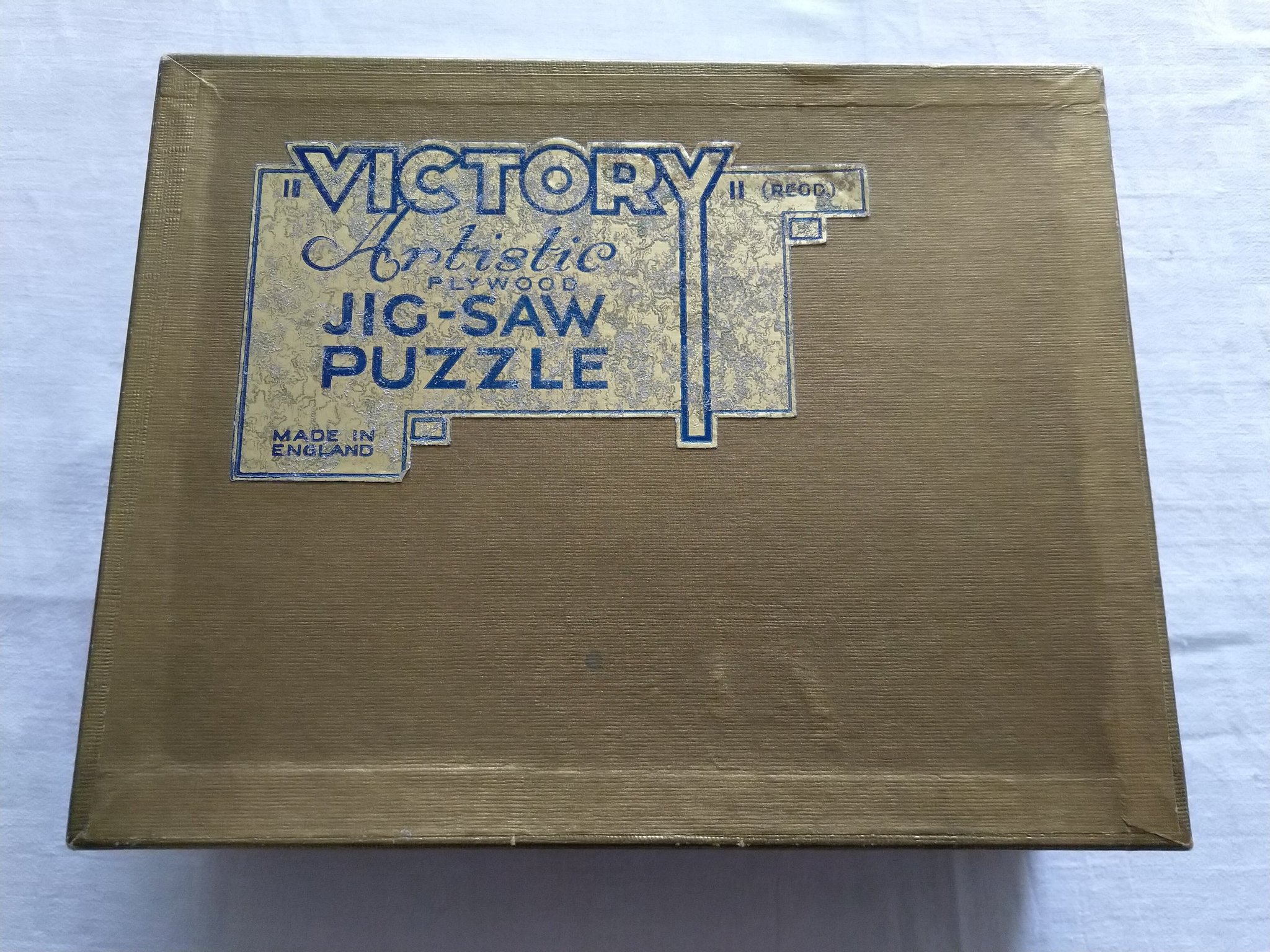 Victory Gold Box Plywood JigSaw Puzzle The S.. Köp på Tradera
