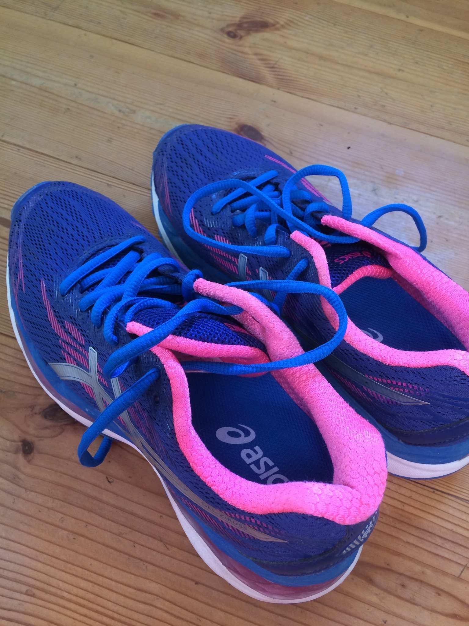 springskor asics springskor asics