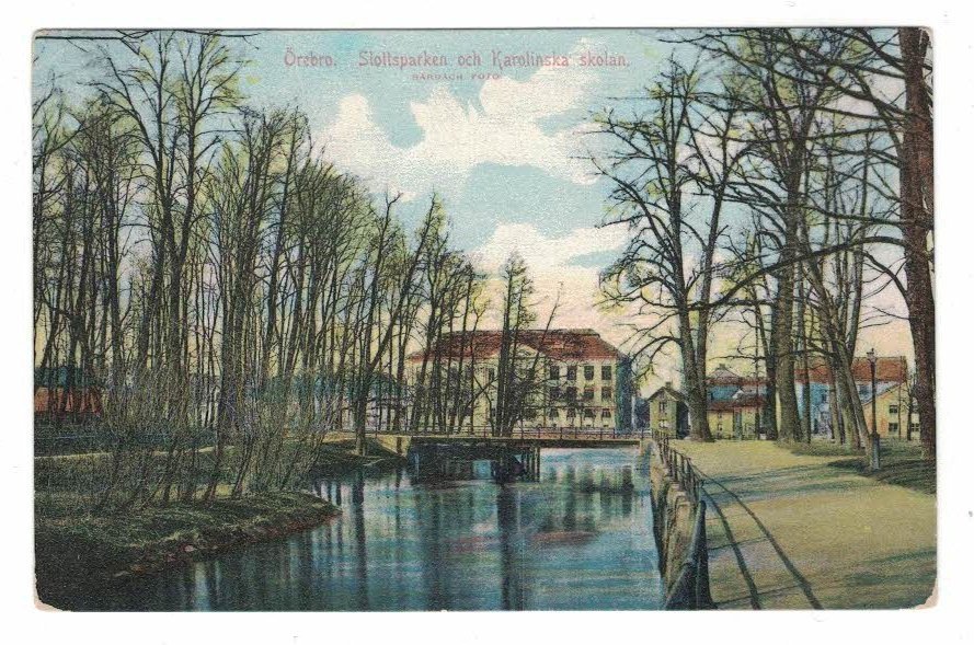 ÖREBRO. Karolinska Skolan med omgivning tidigt 1900-tal