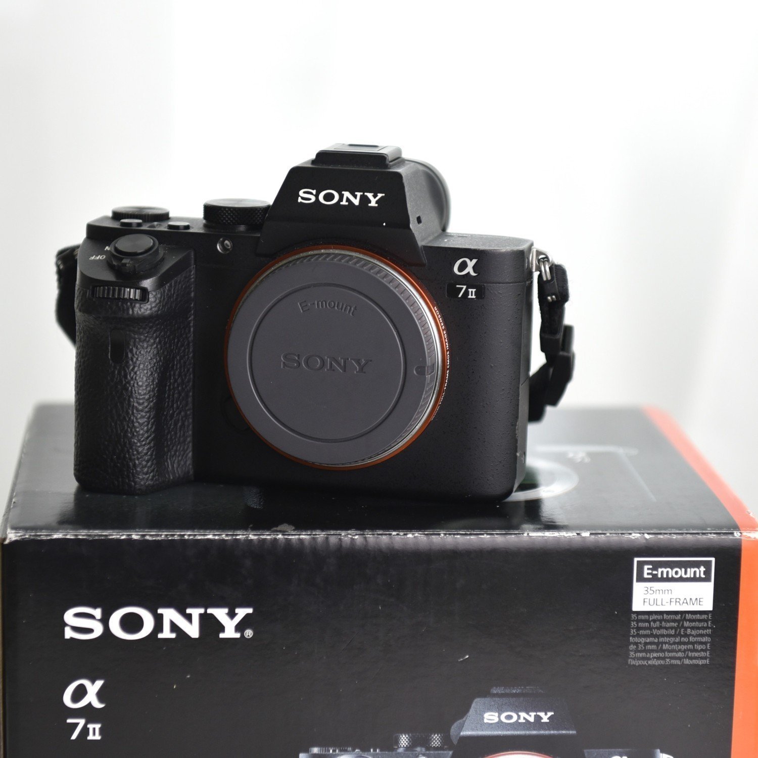 Sony A7 II (fullformat) - Modell ILCE-7M2 + Son.. | Köp på Tradera