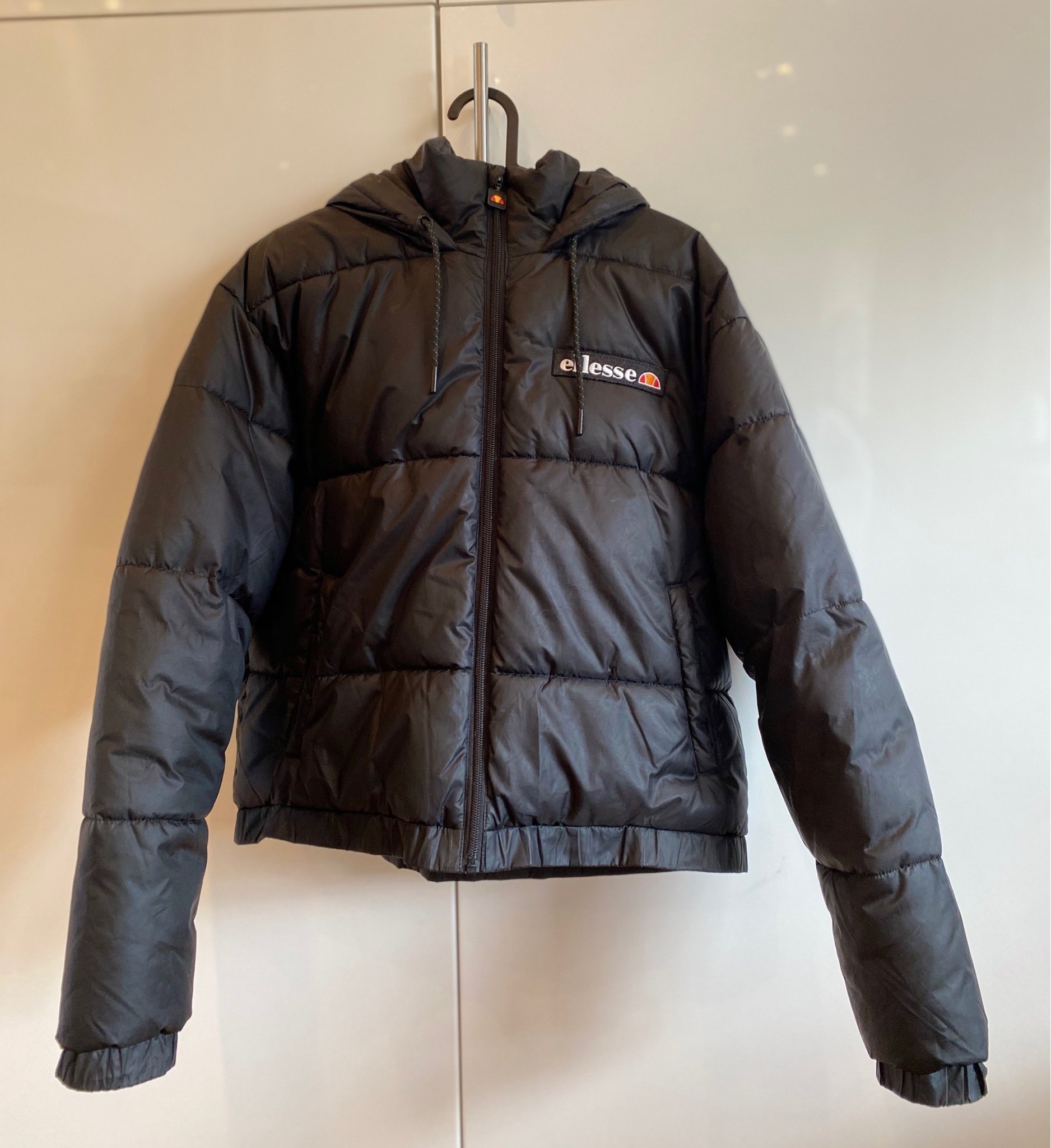 Svart Ellesse vinterjacka storlek 36 (415473518) ᐈ Köp på Svart Ellesse vinterjacka storlek 36 (415473518) ᐈ Köp på