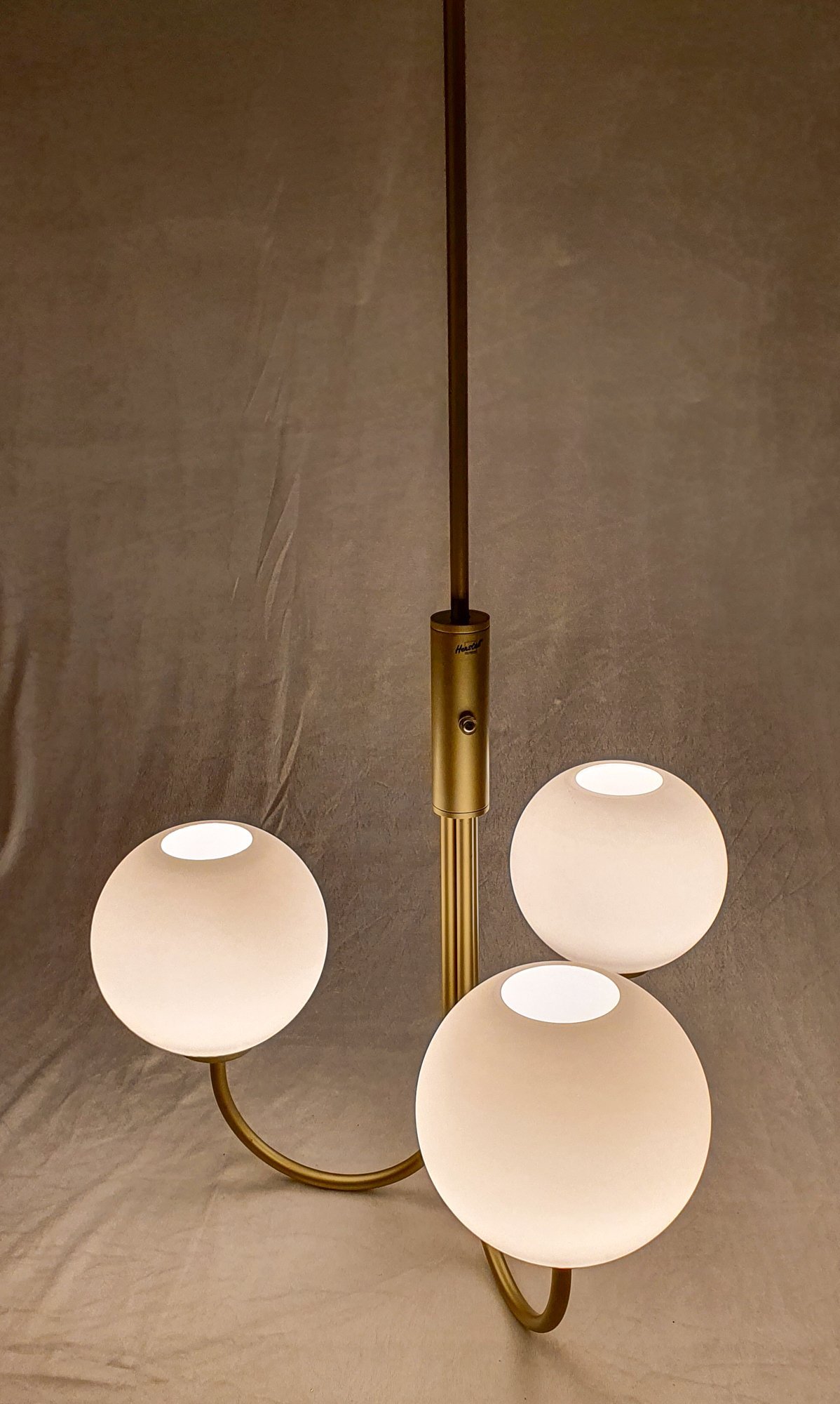 Ståtlig ljuskrona! Dansk design HERSTAL Ballon .. (400812691 Ballon taklampa mässing LED Taklampor Herstal