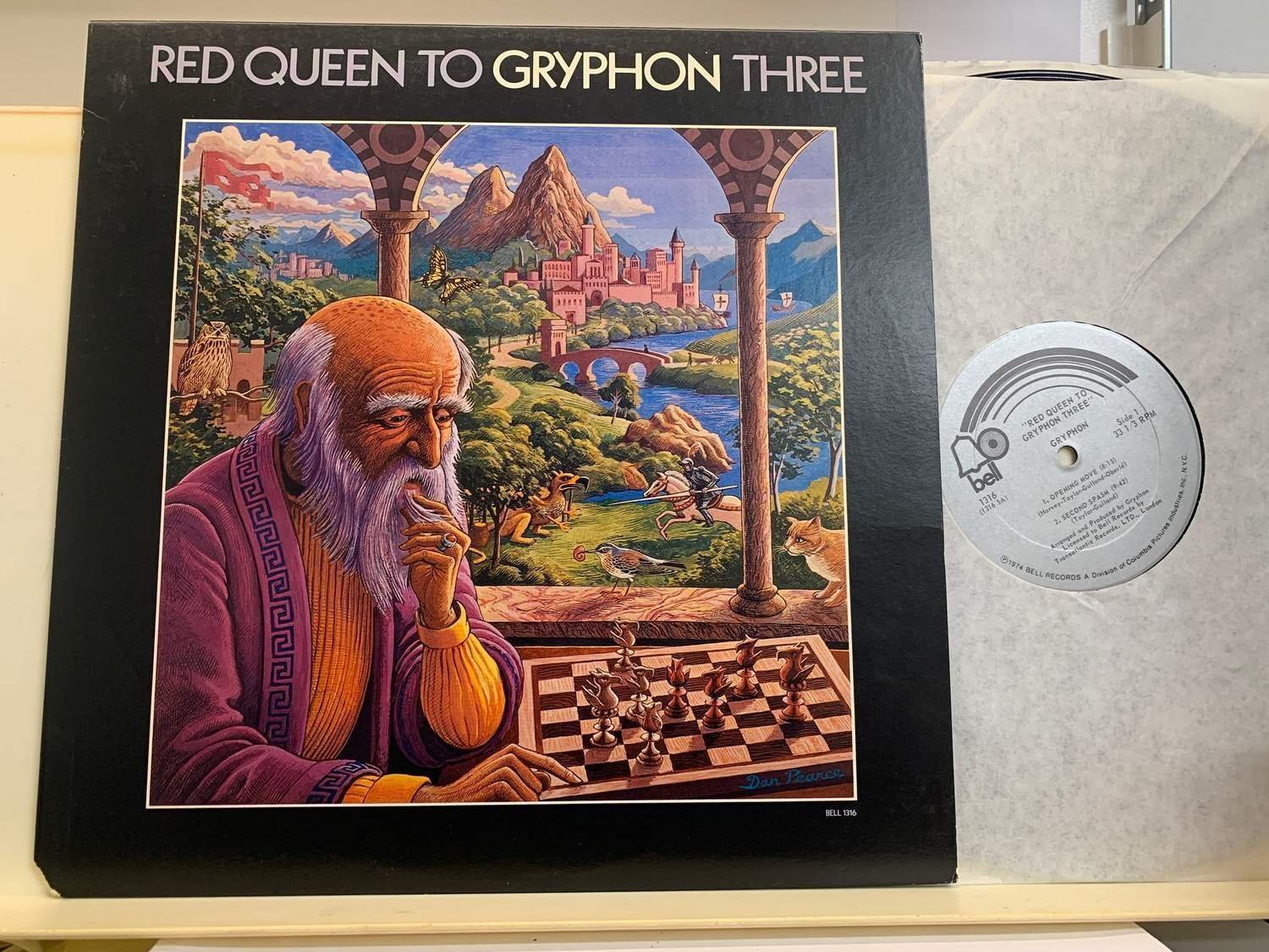 GRYPHON - RED QUEEN TO GRYPHON THREE