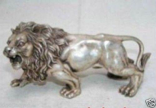 staty Lion blandning av silver och tenn Vikt 330 g höjd 7 X15 CM