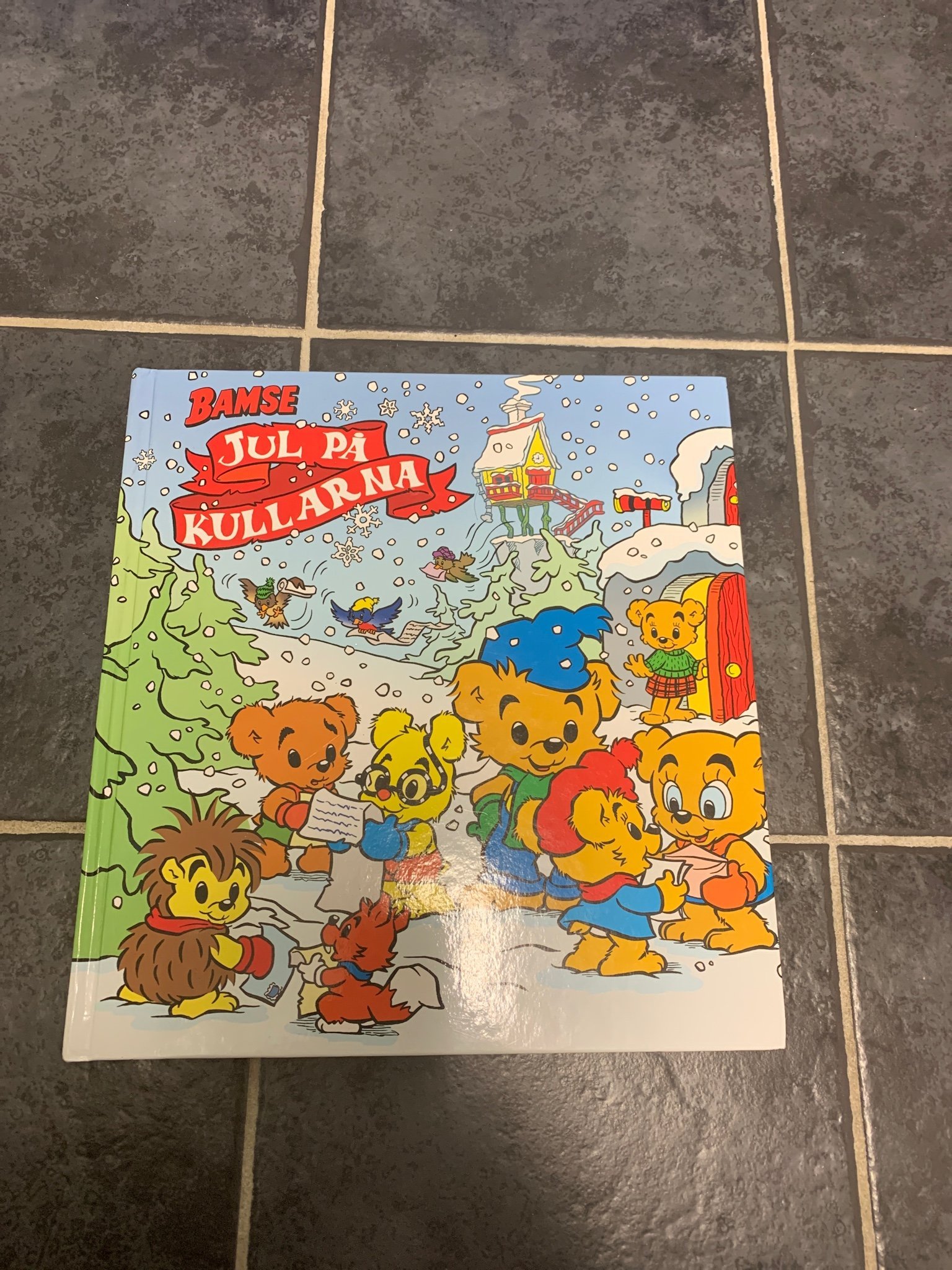Bok Bamse Jul på kullarna Köp på Tradera (573595951)