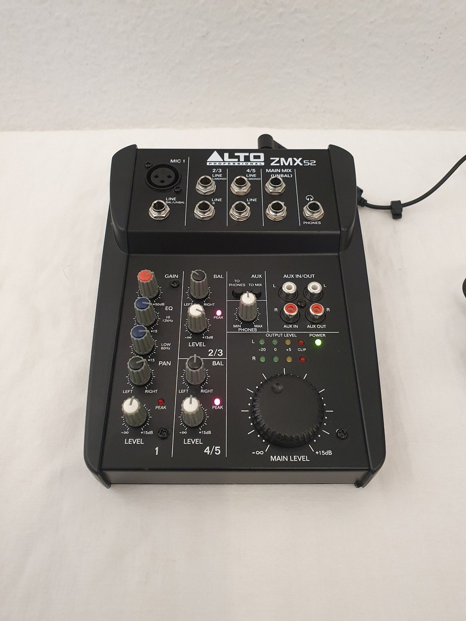 Se produkter som liknar Alto Pro ZMX52 mixer på Tradera (630925041)