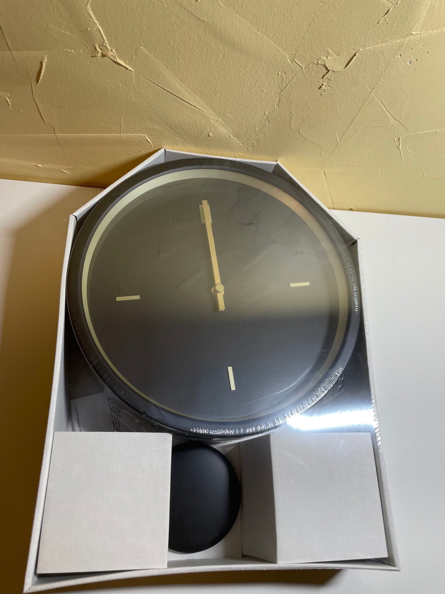 Väggklocka Väggur Ikea "Stursk" design Hanna Cr.. Köp på Tradera