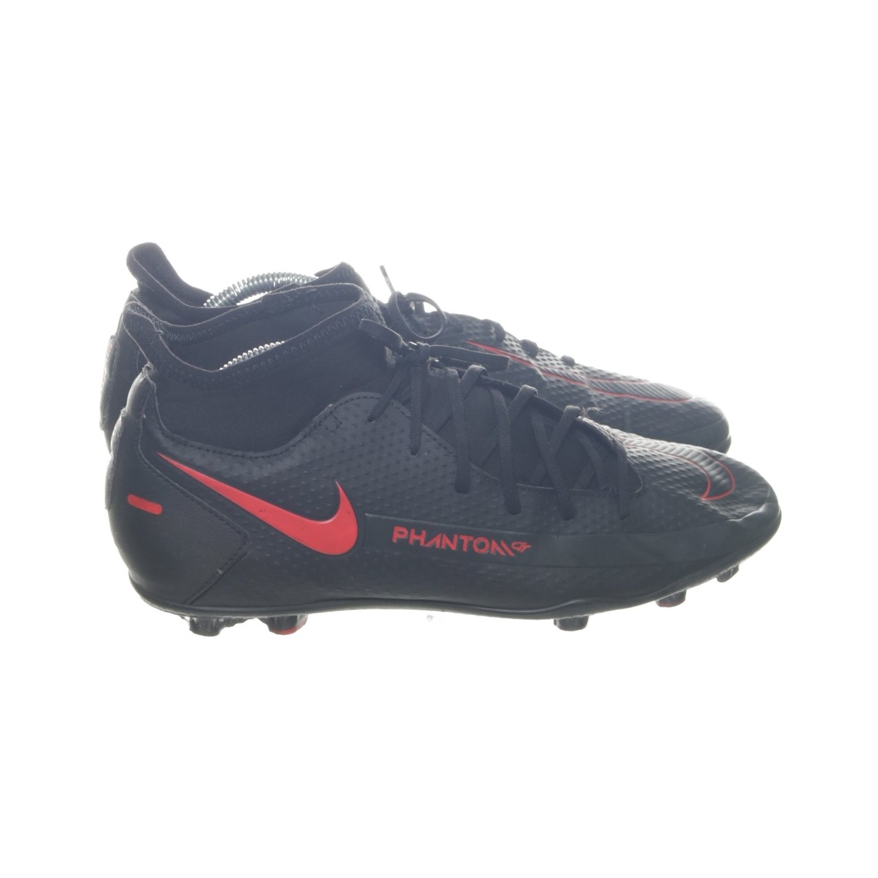 Nike, Fotbollsskor, Strl: 43, Phantom | Köp från Sellpy på Tradera  (515138797)
