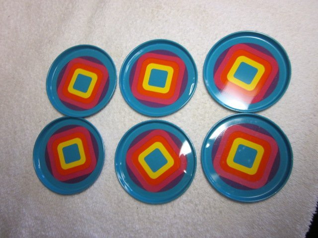 6 coasters i plåt - GWS - diameter ca 8 cm