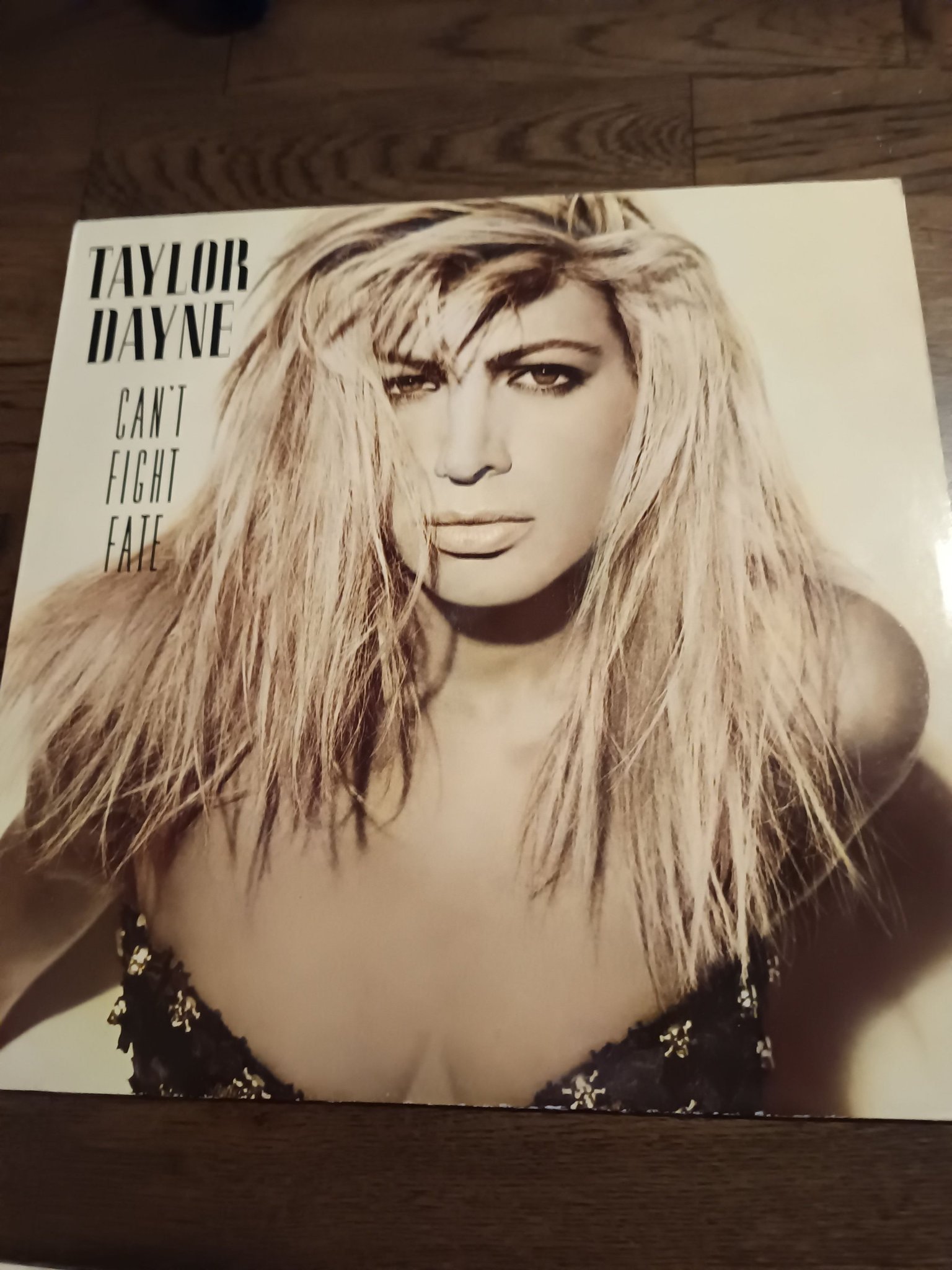 Taylor Dayne - Can't Fight Fate - Vinyl LP | Köp på Tradera