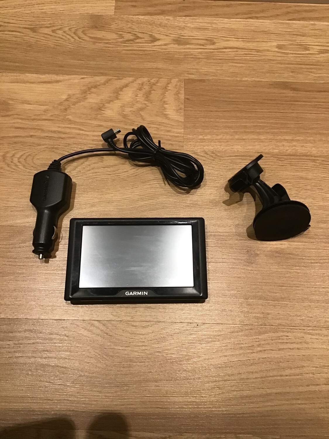 Garmin Driver 51 LMT-S / Livstids kartuppdatering / Bluetooth / GPS till bil