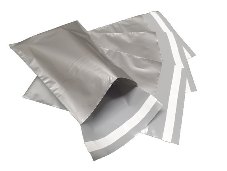 100 silver mailingbags mailing bag.. (408240443) ᐈ Filtbokstaven på Tradera
