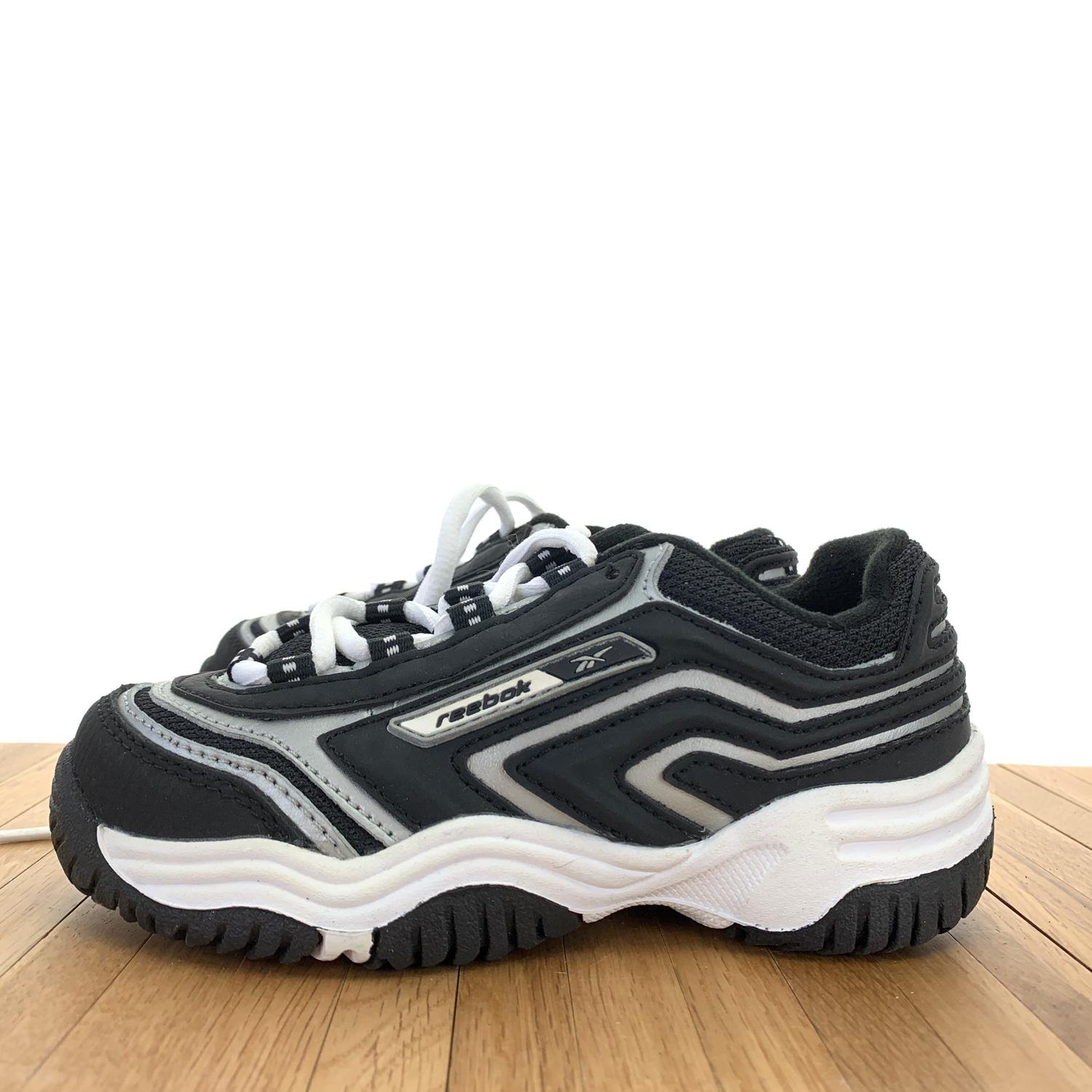 Skor, Reebok, stl 28, Svart Skor, Reebok, stl 28, Svart
