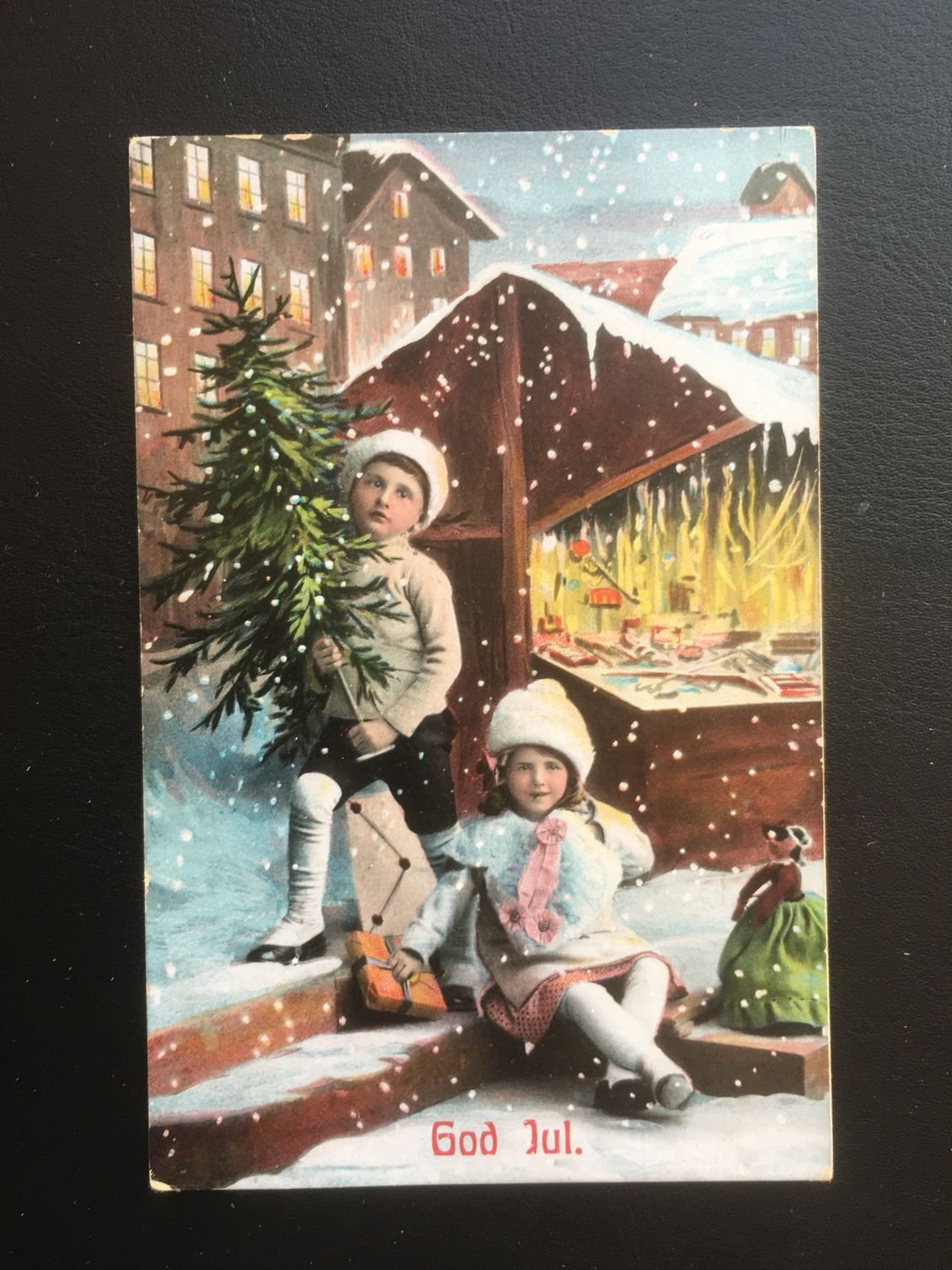 Julkort Barn med julgran och paket GOD JUL Köp på Tradera (614457689)