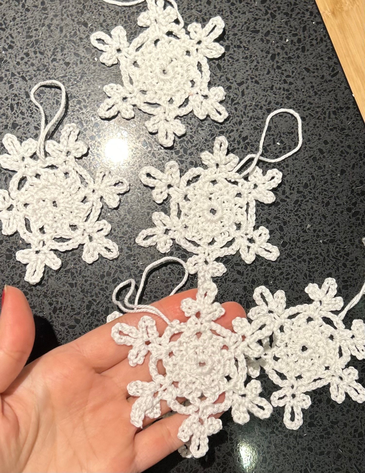 6 st Virkade Snöflingor Julpynt Juldekor Jul Ju.. Köp på Tradera