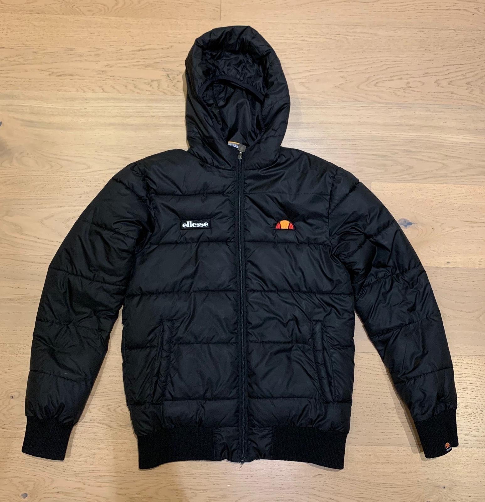 Ellesse vinterjacka stl XS Ellesse vinterjacka stl XS