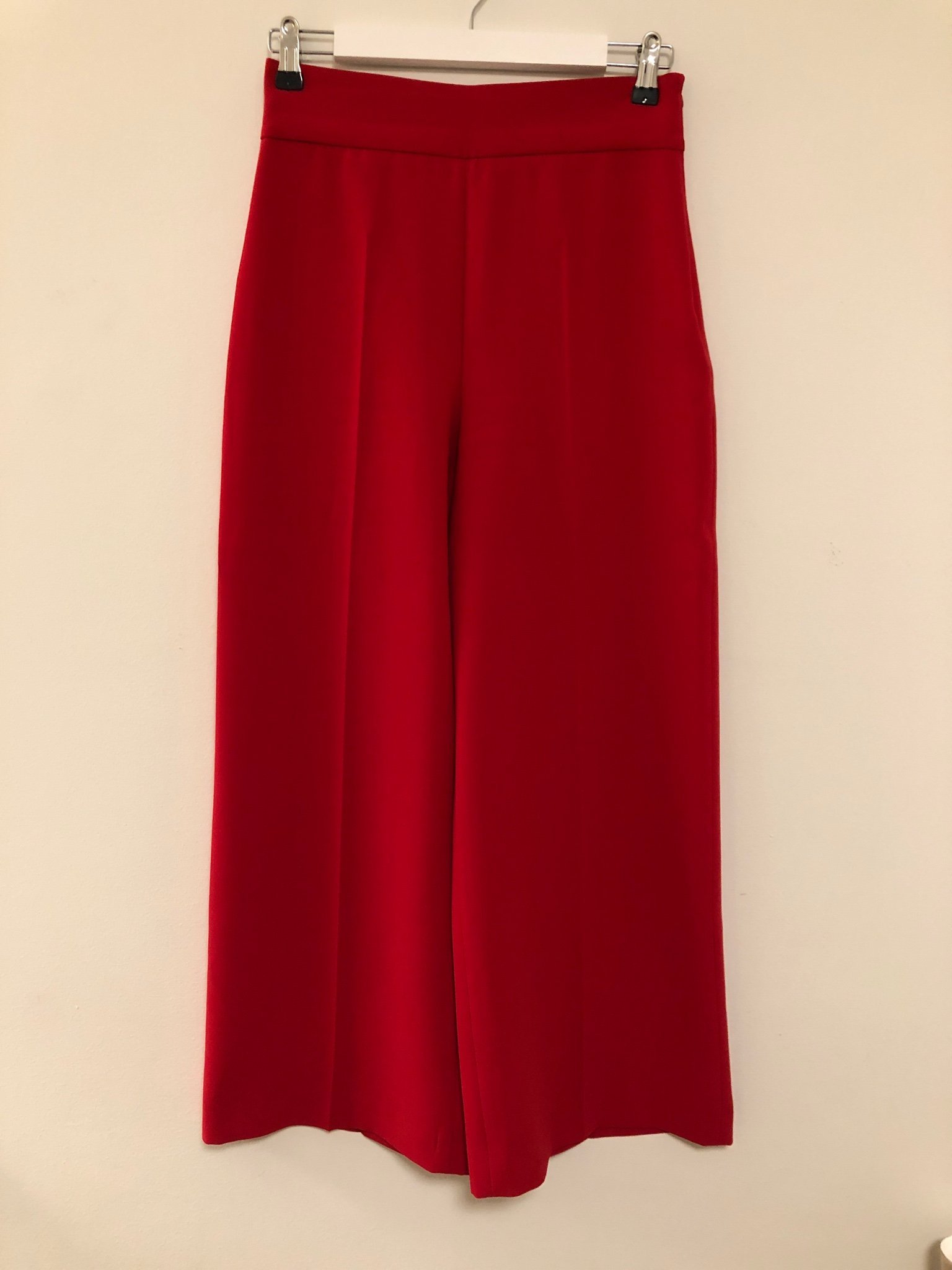 Vida byxor med hög midja från Zara, stl S (381615771) ᐈ Köp Vida byxor med hög midja från Zara, stl S (381615771) ᐈ Köp