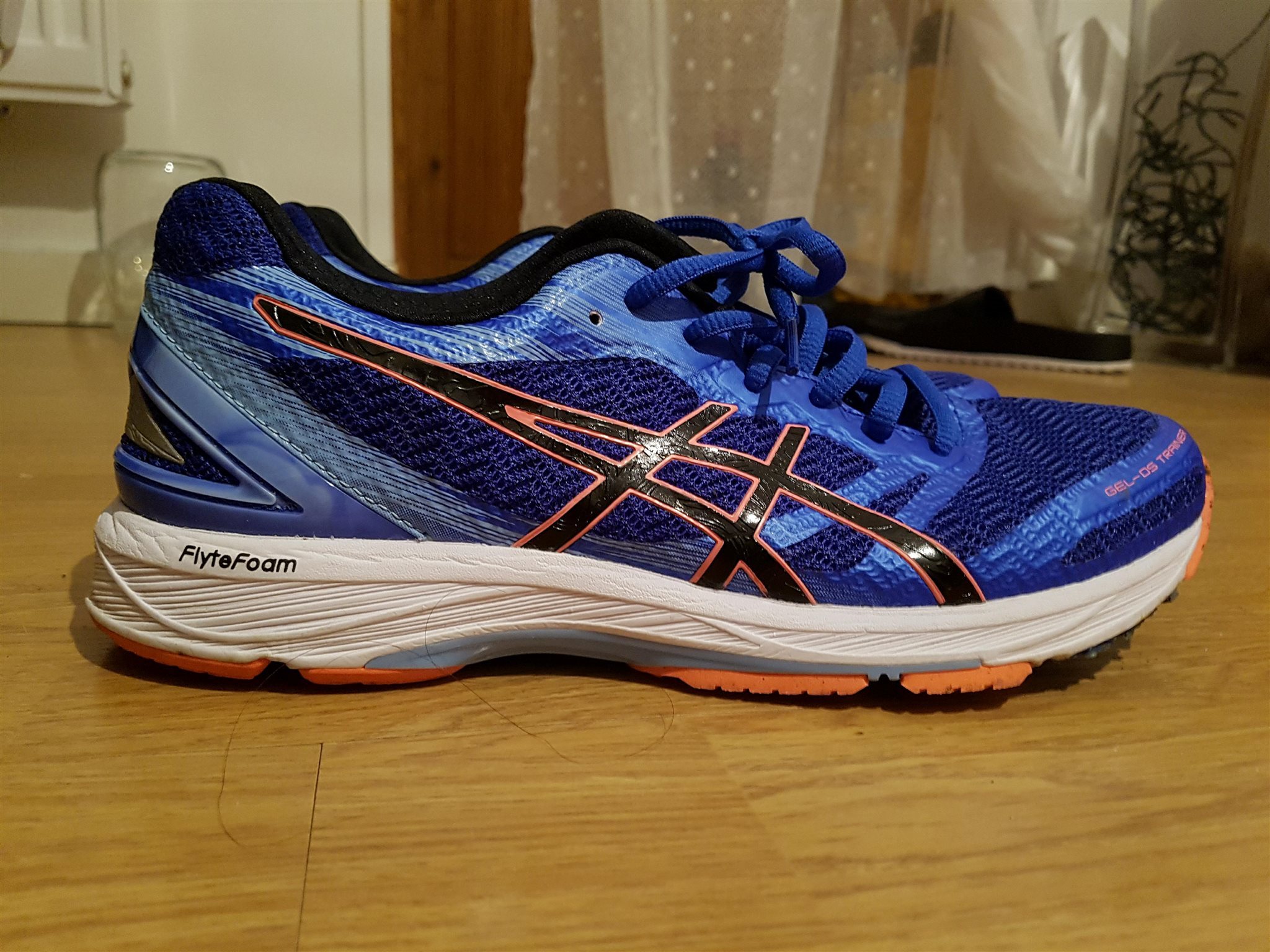 nya asics löparskor nya asics löparskor