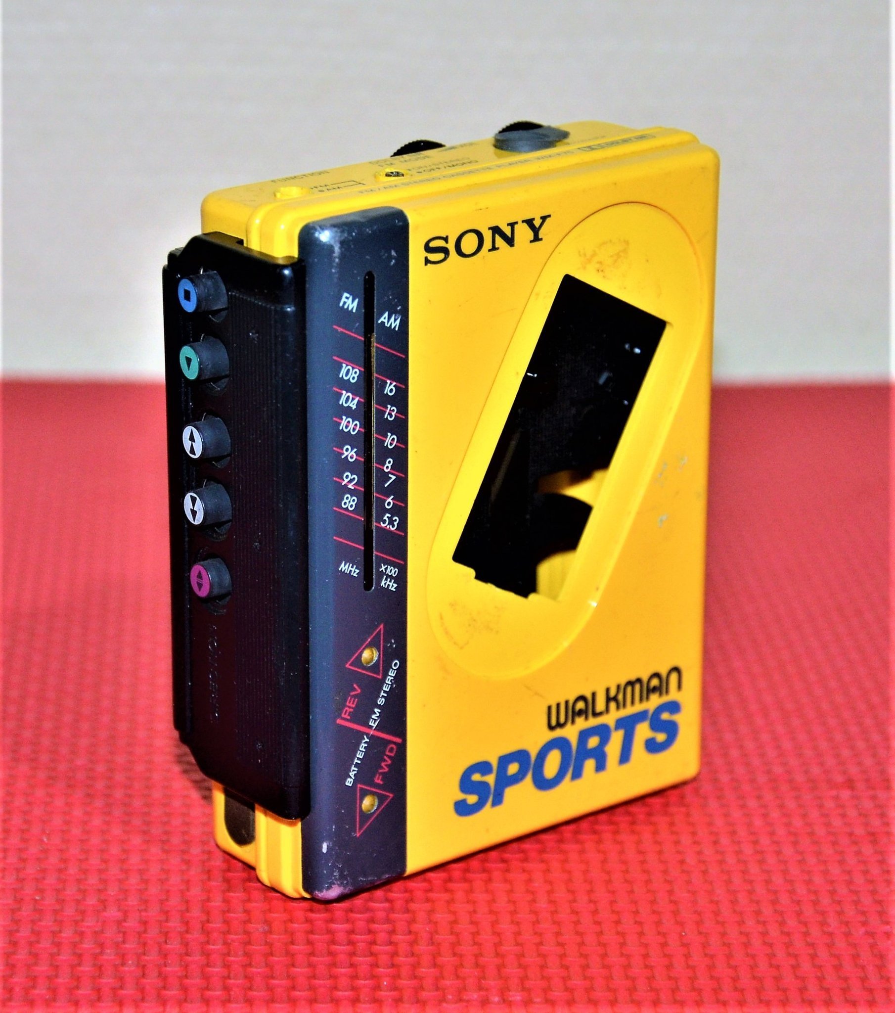 Sony Sports Walkman WMF75! (381812141) ᐈ Köp på Tradera