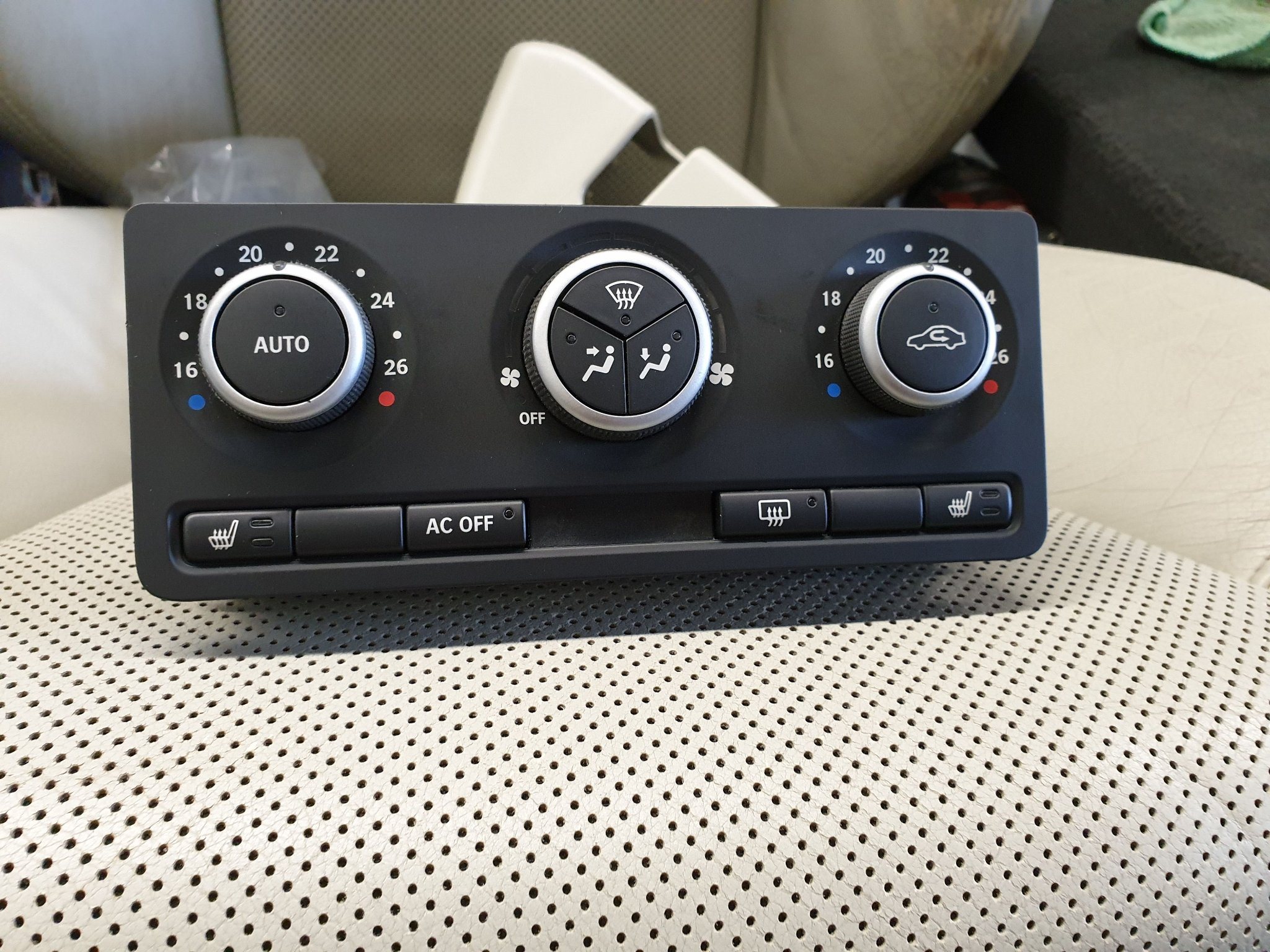 Saab 95 0610 Acc enhet (346284085) ᐈ Köp på Tradera