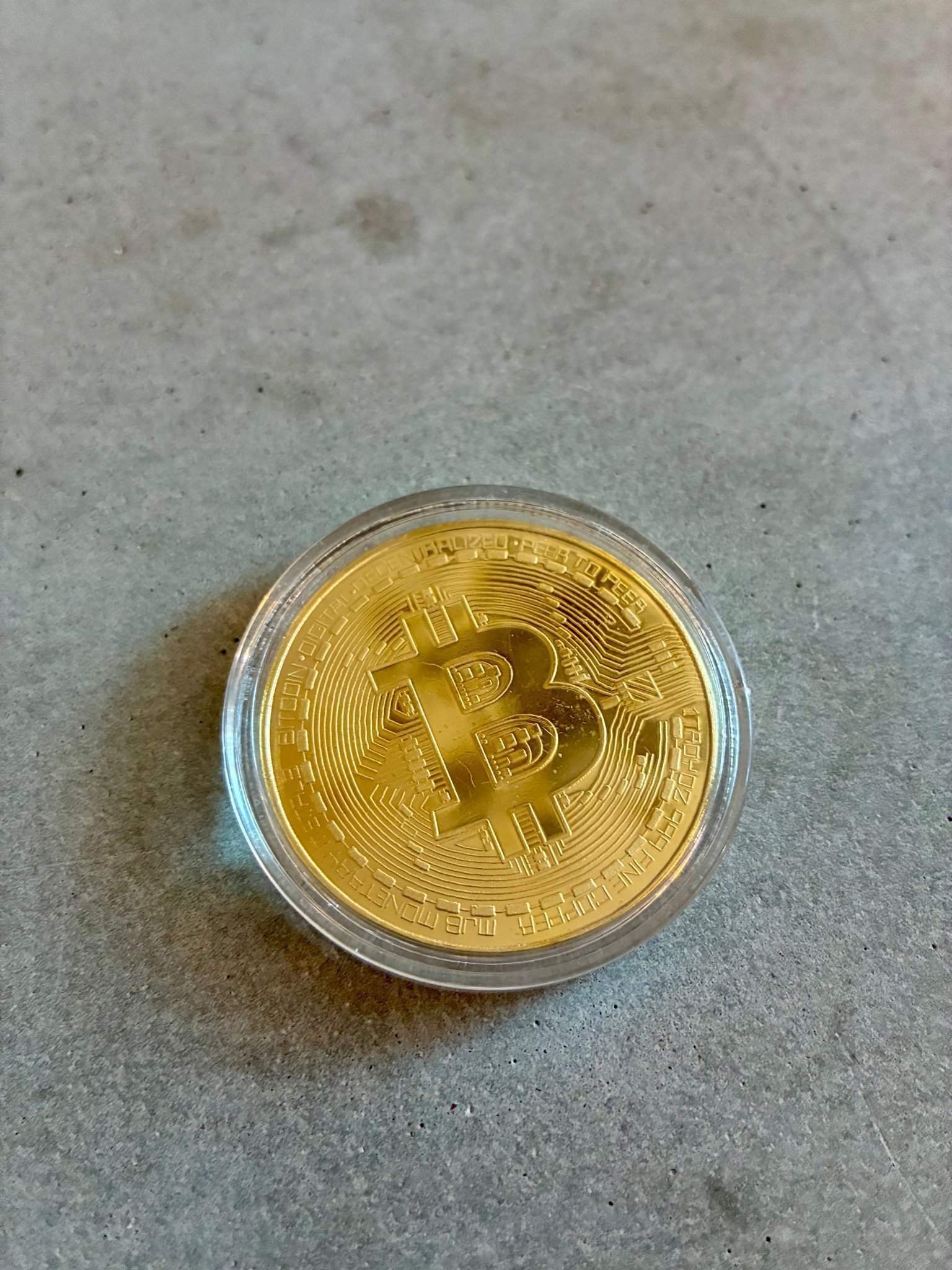 Samlarmynt, Bitcoin i kapsel | Køb på Tradera (713207707)