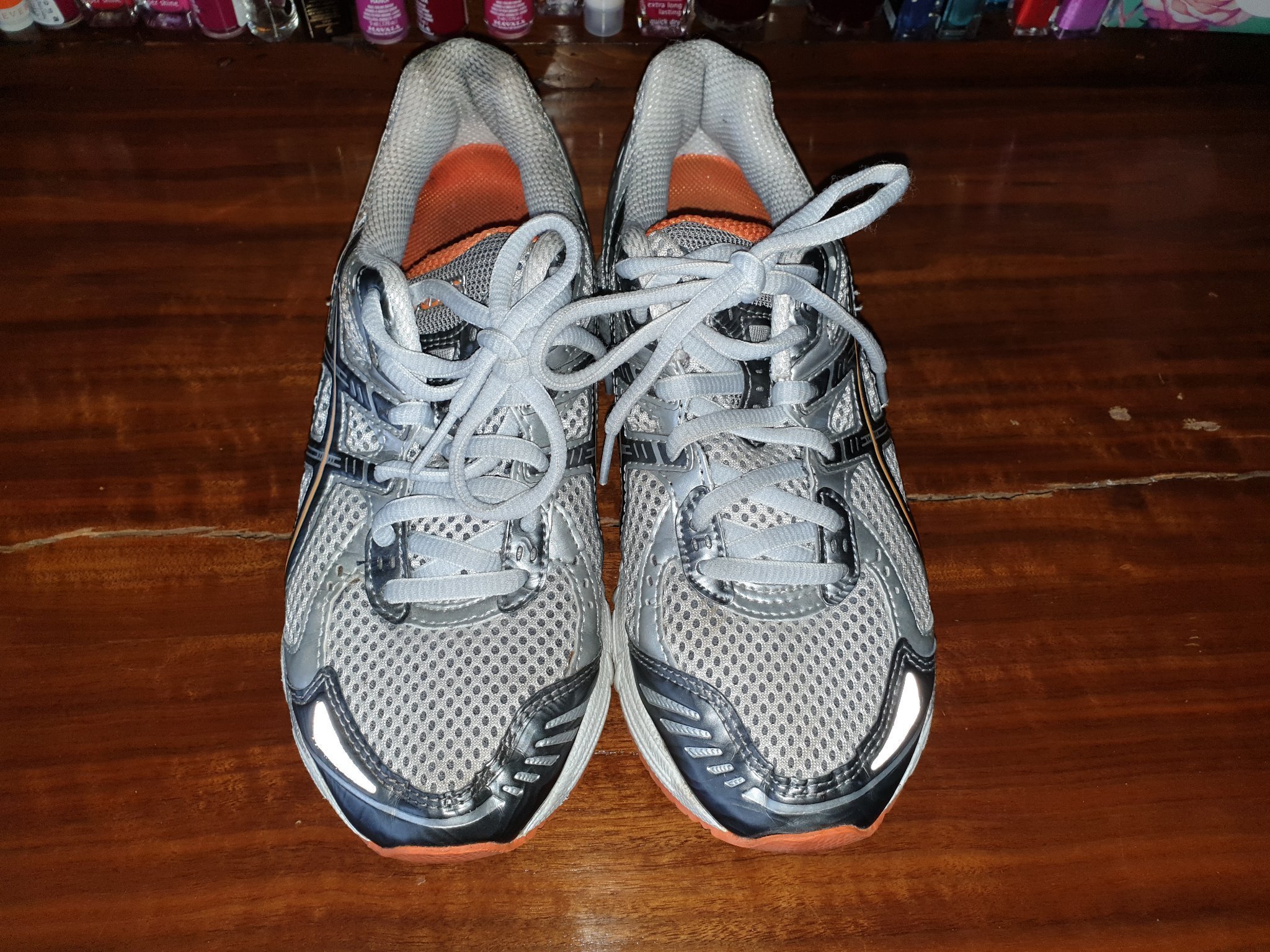 Asics skor st 38 träningsskor inne eller ute