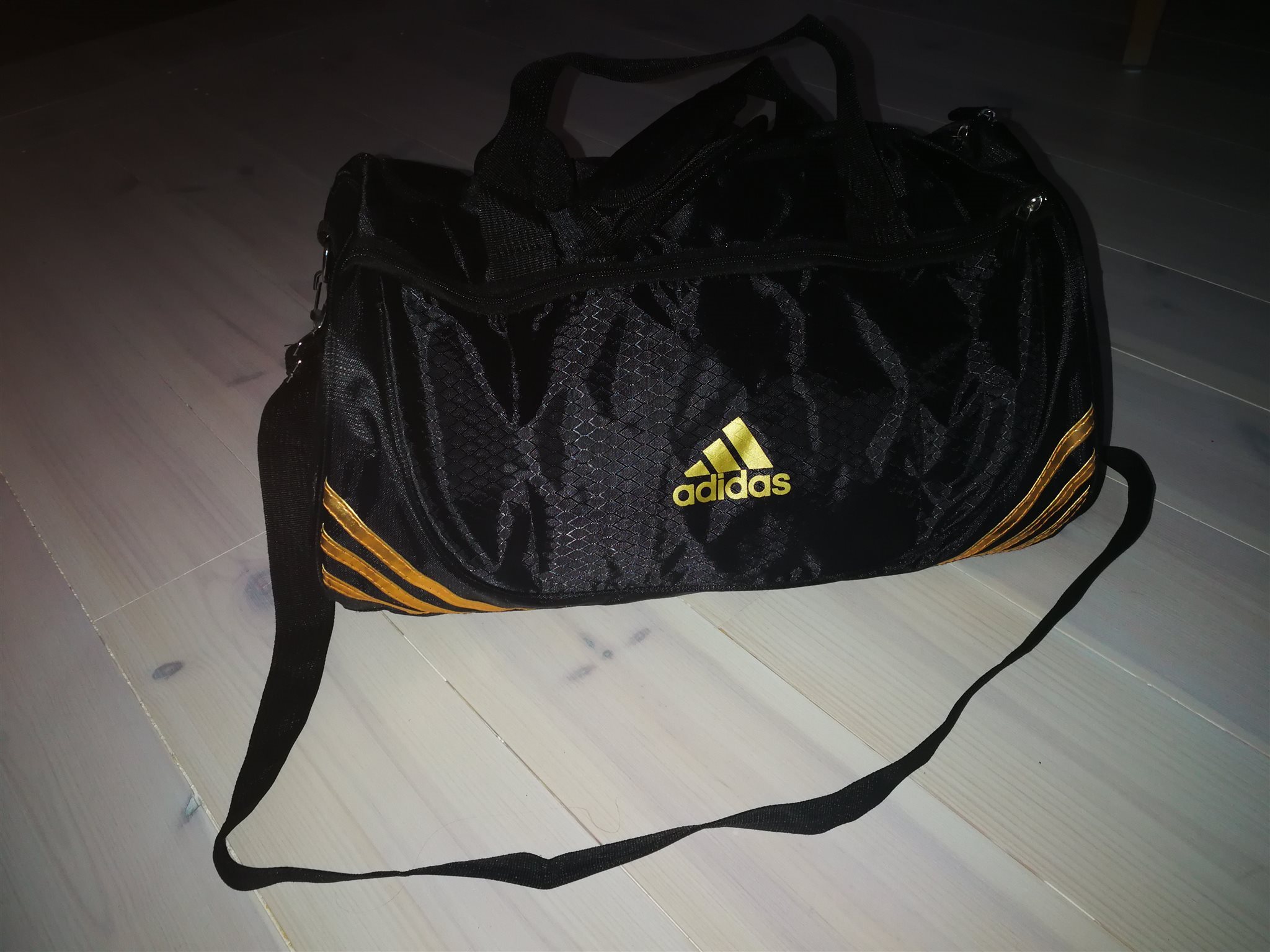 träningsväska adidas träningsväska adidas