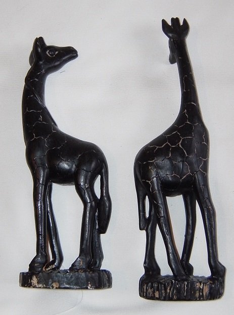 två häftiga giraffer** höjd 26,5 cm och ca 24cm