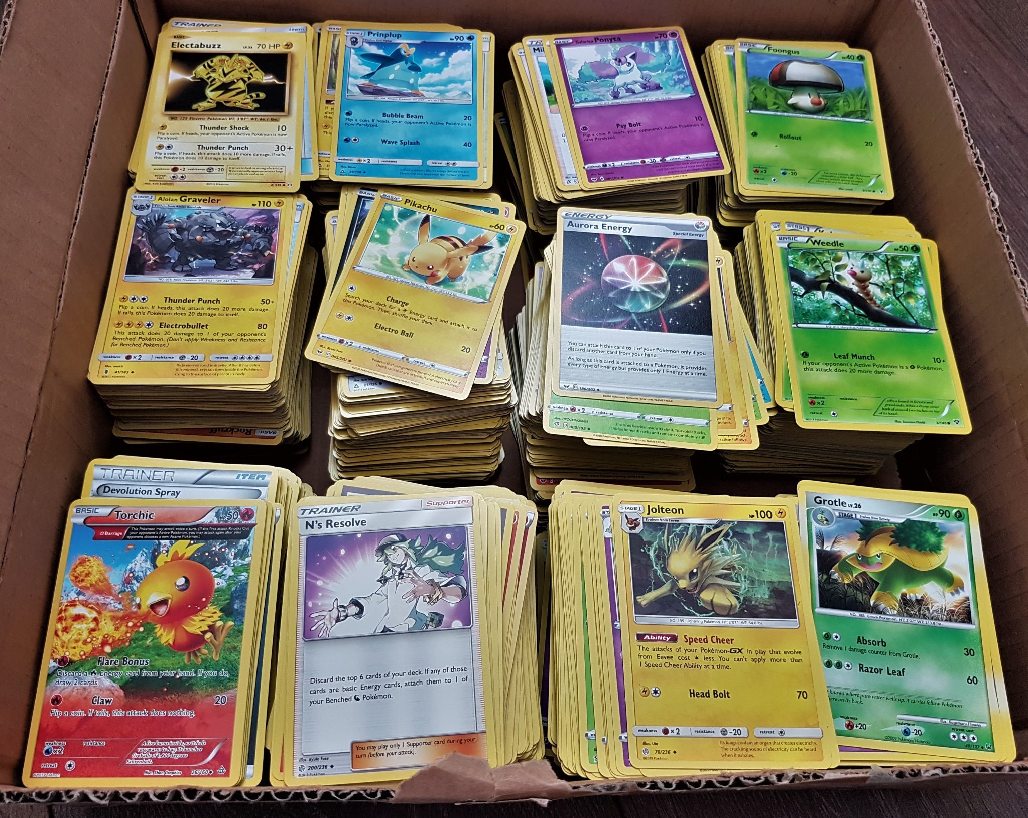 2200 Pokemon kort Common & (397210382) ᐈ Köp på Tradera