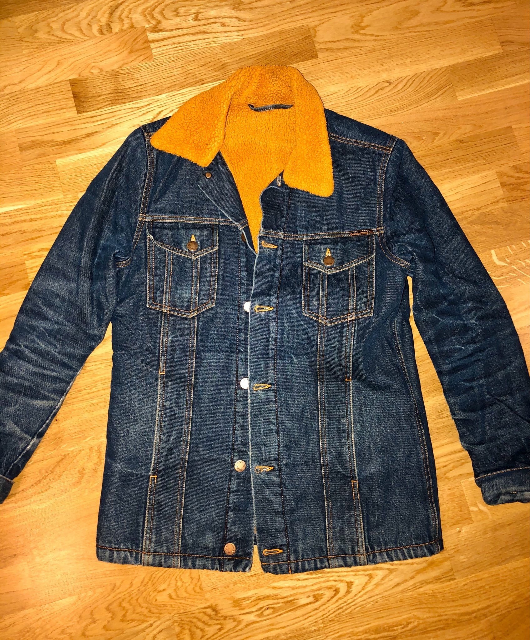 Fodrad jeansjacka från Nudie Fodrad jeansjacka från Nudie